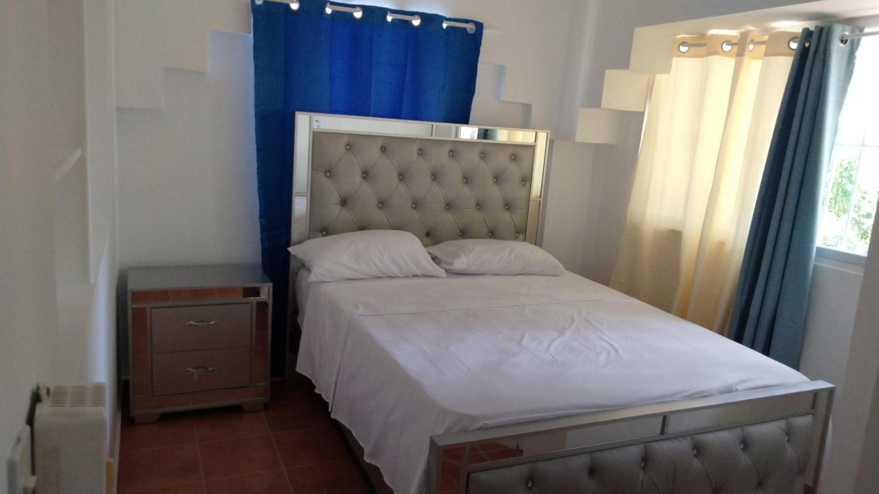 tropicana sur apt221 view 3