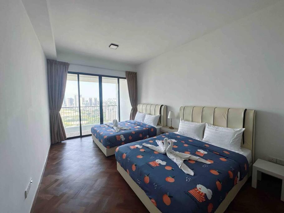 LM HomeyB 3BR Coastline Family Suite for 4-14 Pax with Nexflix & Coway Water Purifier photo 7