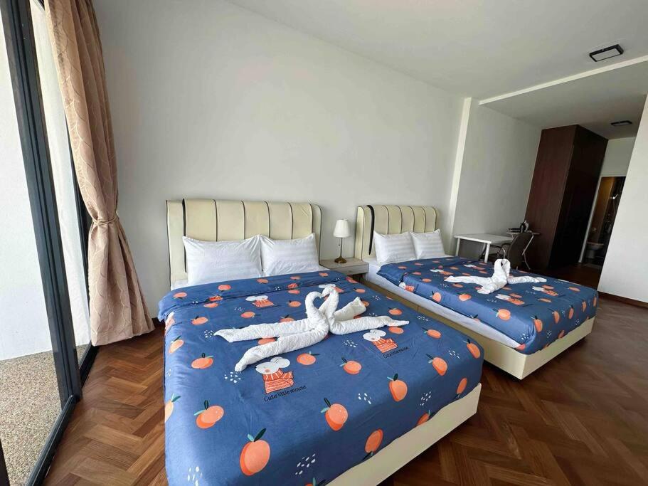 LM HomeyB 3BR Coastline Family Suite for 4-14 Pax with Nexflix & Coway Water Purifier photo 6