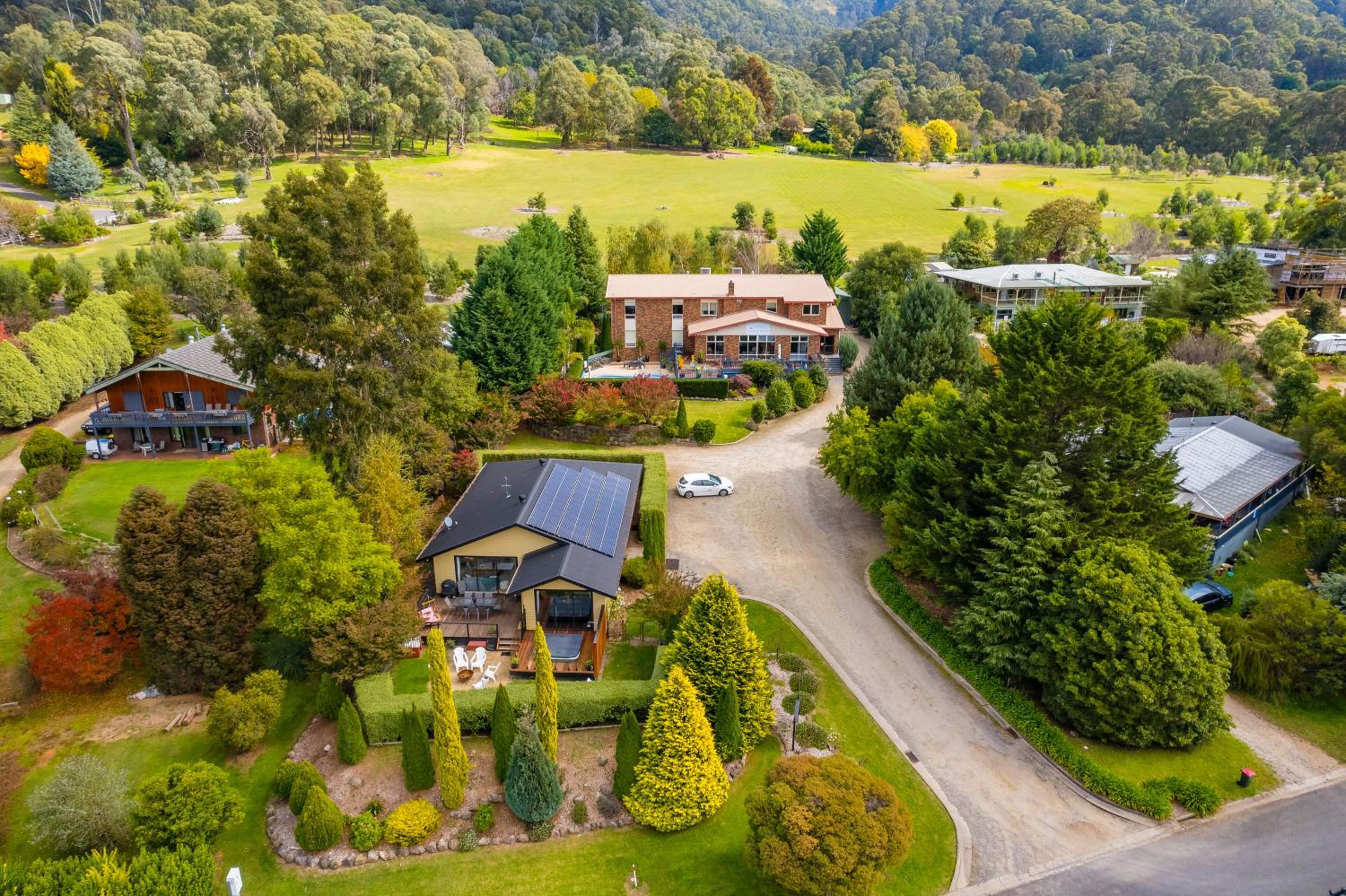 Hotel The Alpine Retreat