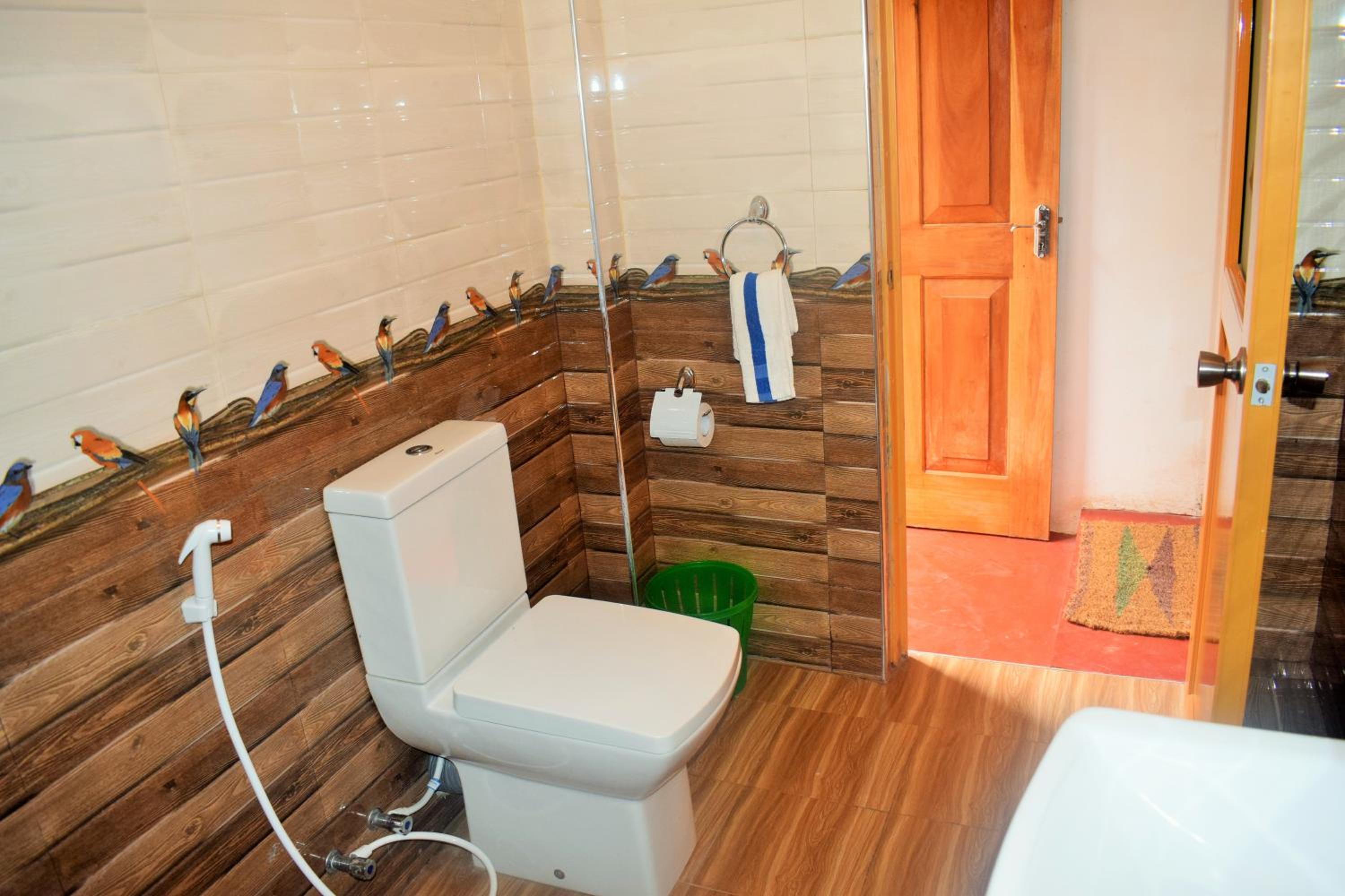 Green cottage Ella view 3