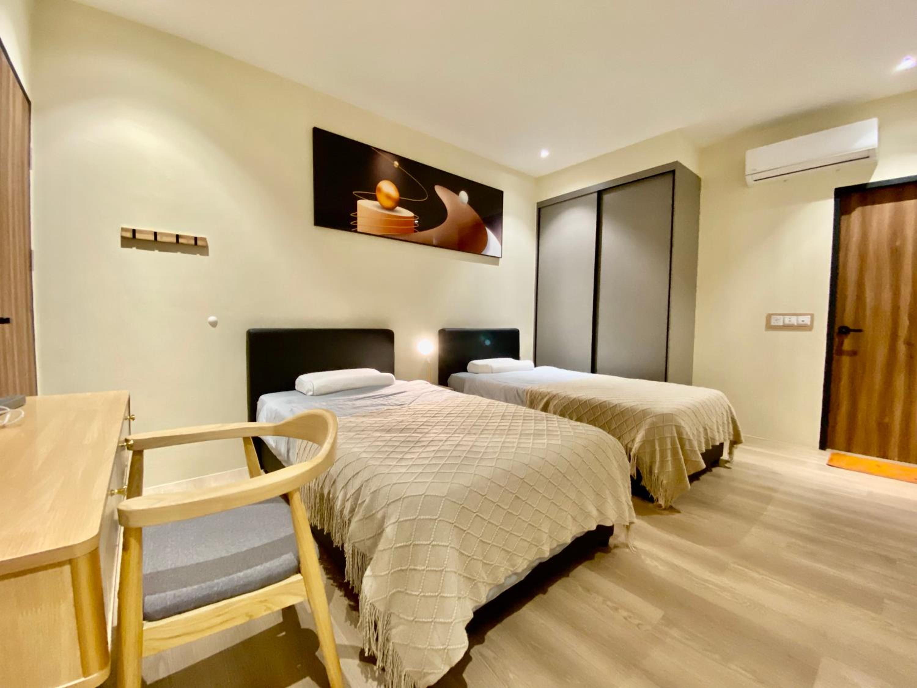 Armadale Residence-3R3B-GalaCity Airport-Free 2 Parking photo 4