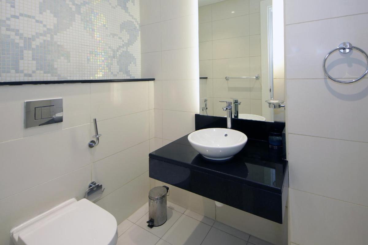 SHH - Spacious 2 Bedroom Apartment in Capital Bay Tower B, Business Bay