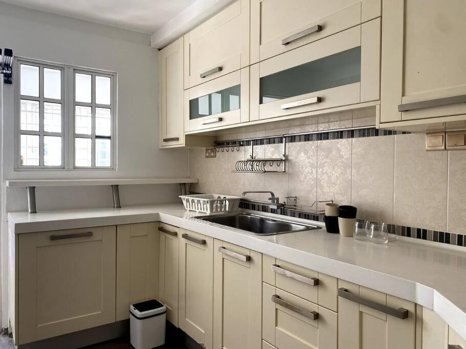 Contemporary studio space by Bangsar MRT