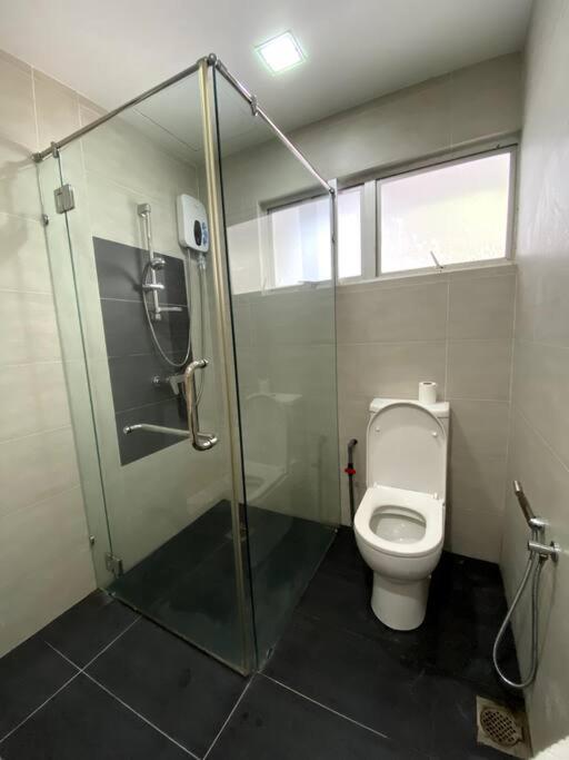 Contemporary studio space by Bangsar MRT