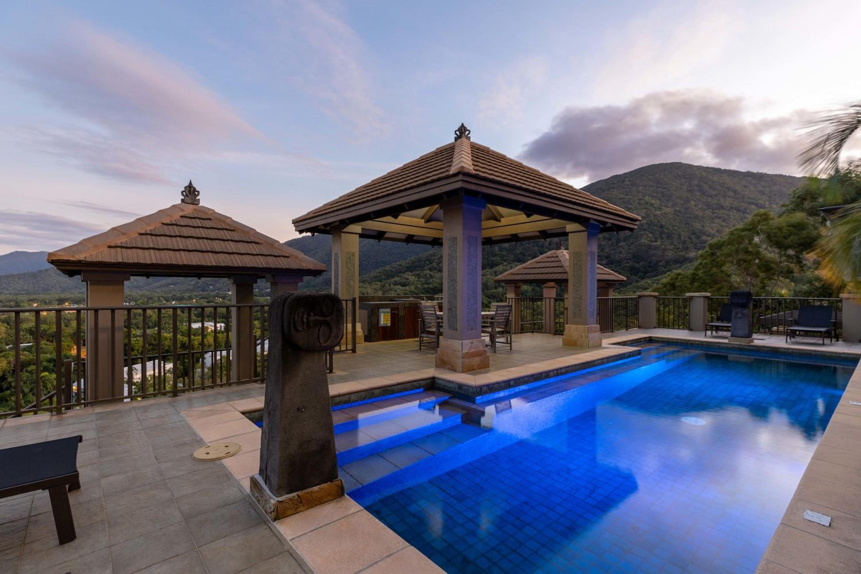 The Sub Penthouse at Santai
