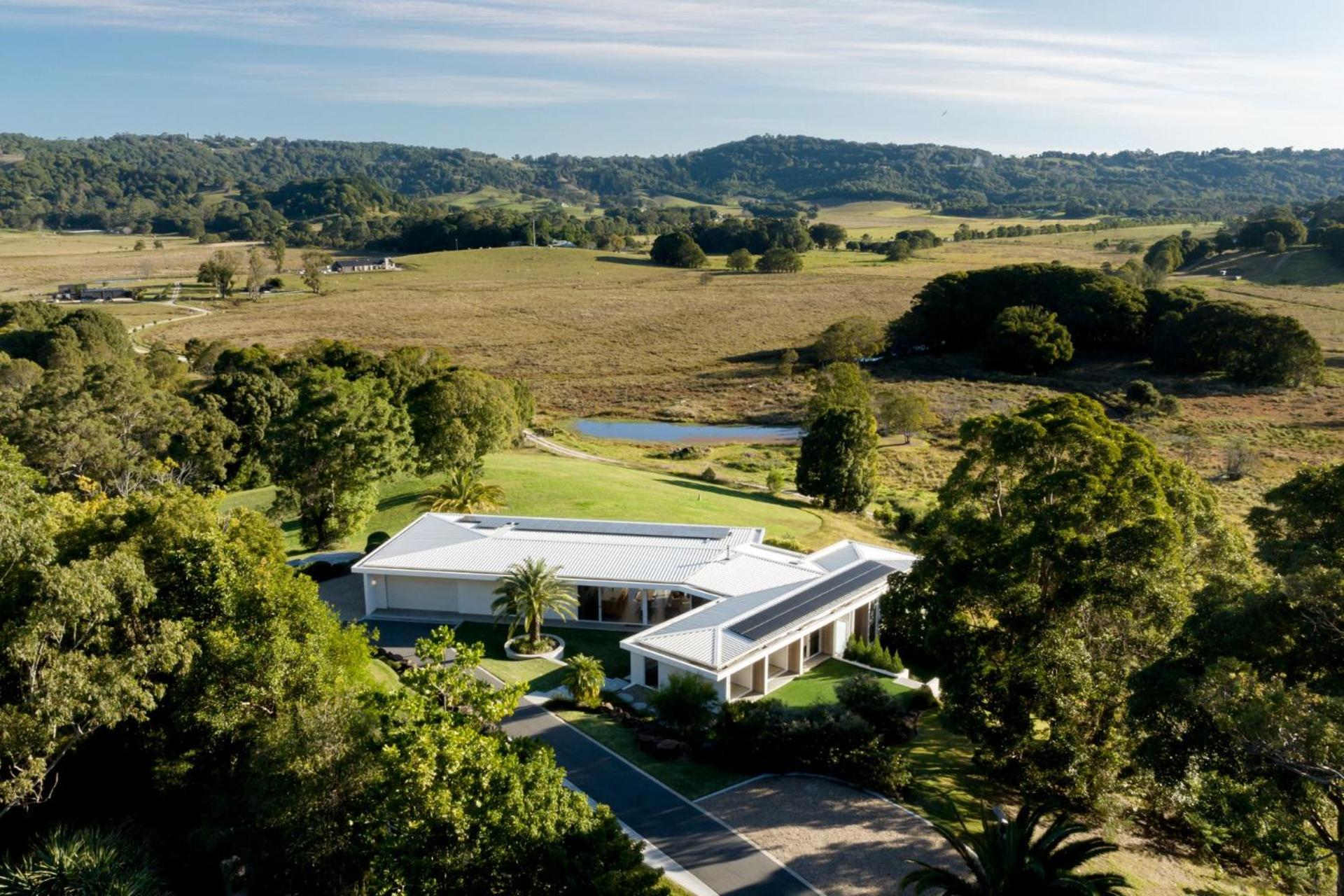 Las Palmas - luxury hinterland estate with pool