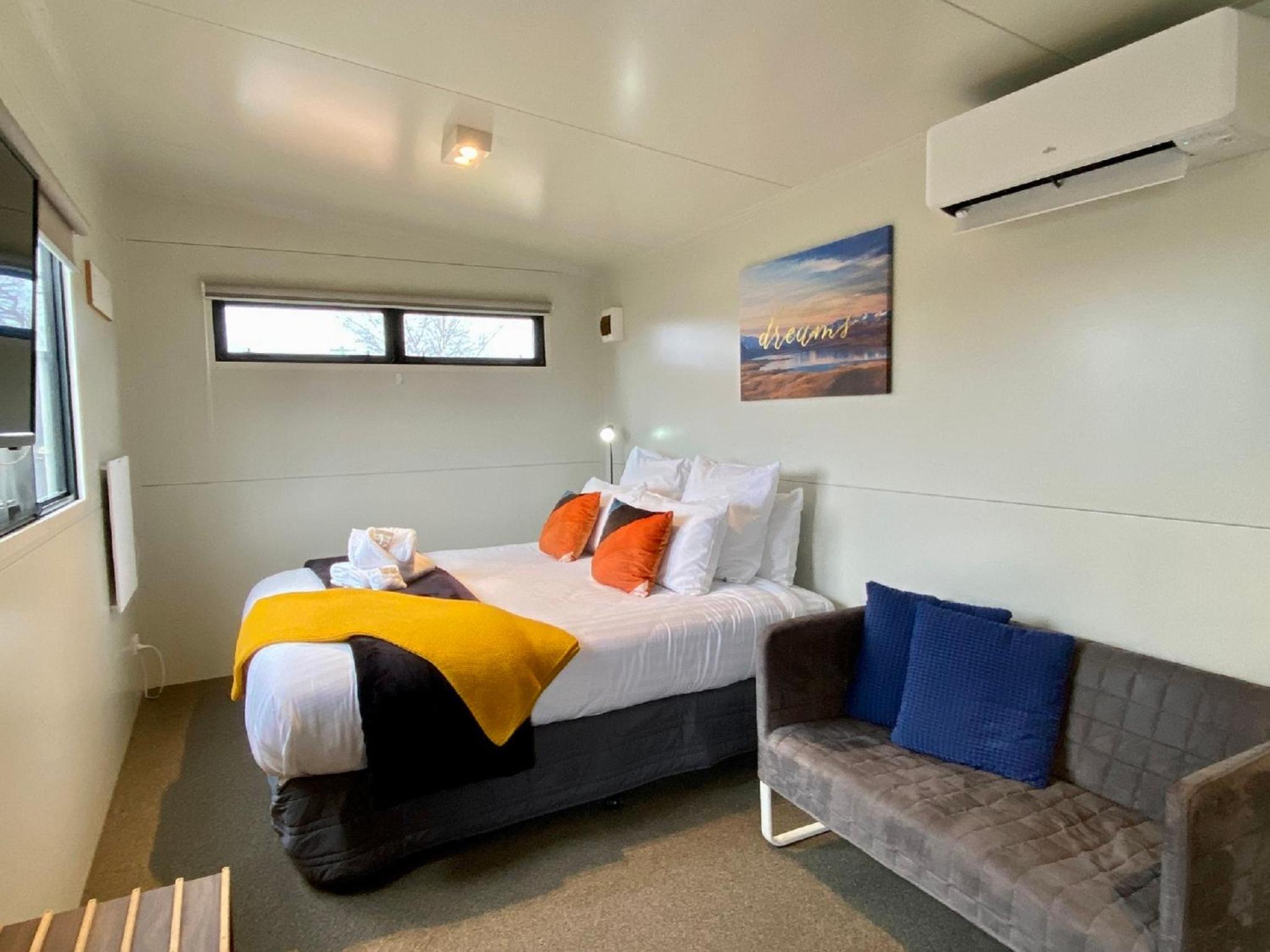Stunted Totara, Unit 4 view 4