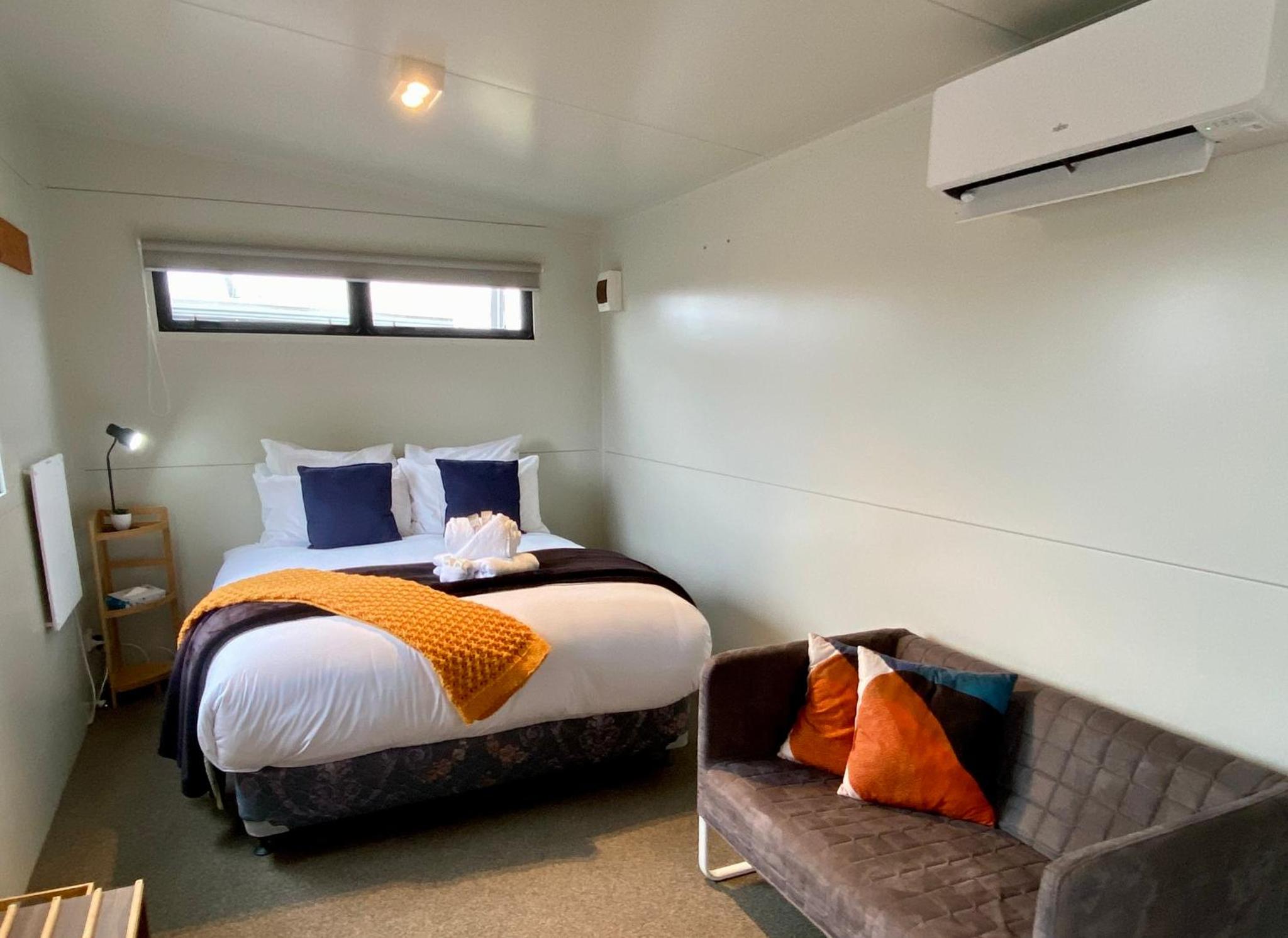 Stunted Totara, Unit 5 view 2