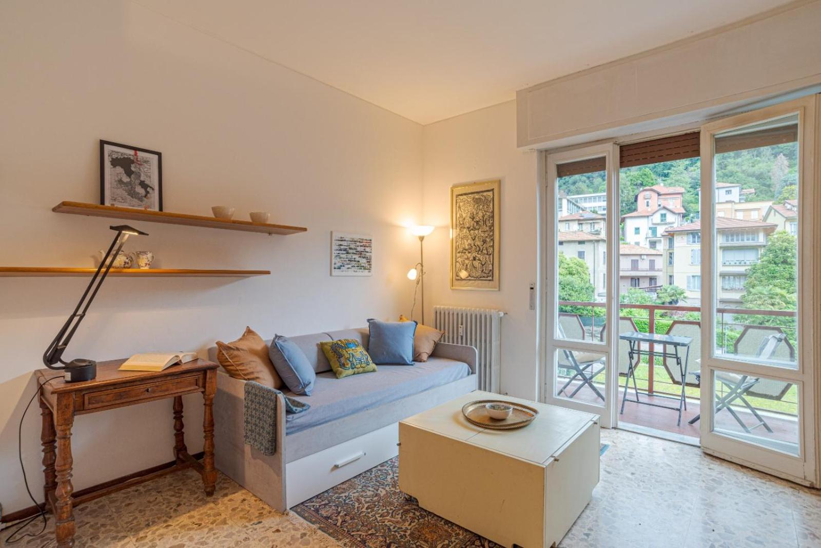 Lovely & Quiet Apartment - with Balcony & Parking photo 5