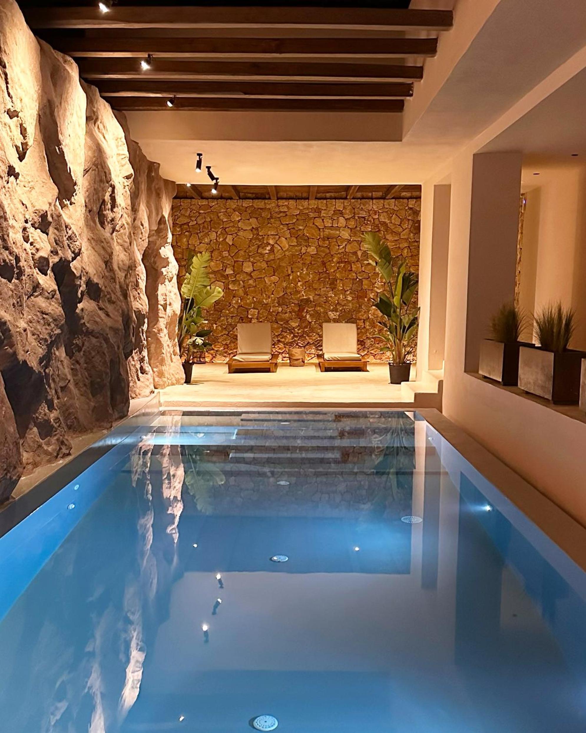 North Santorini - A Luxury Spa Hotel