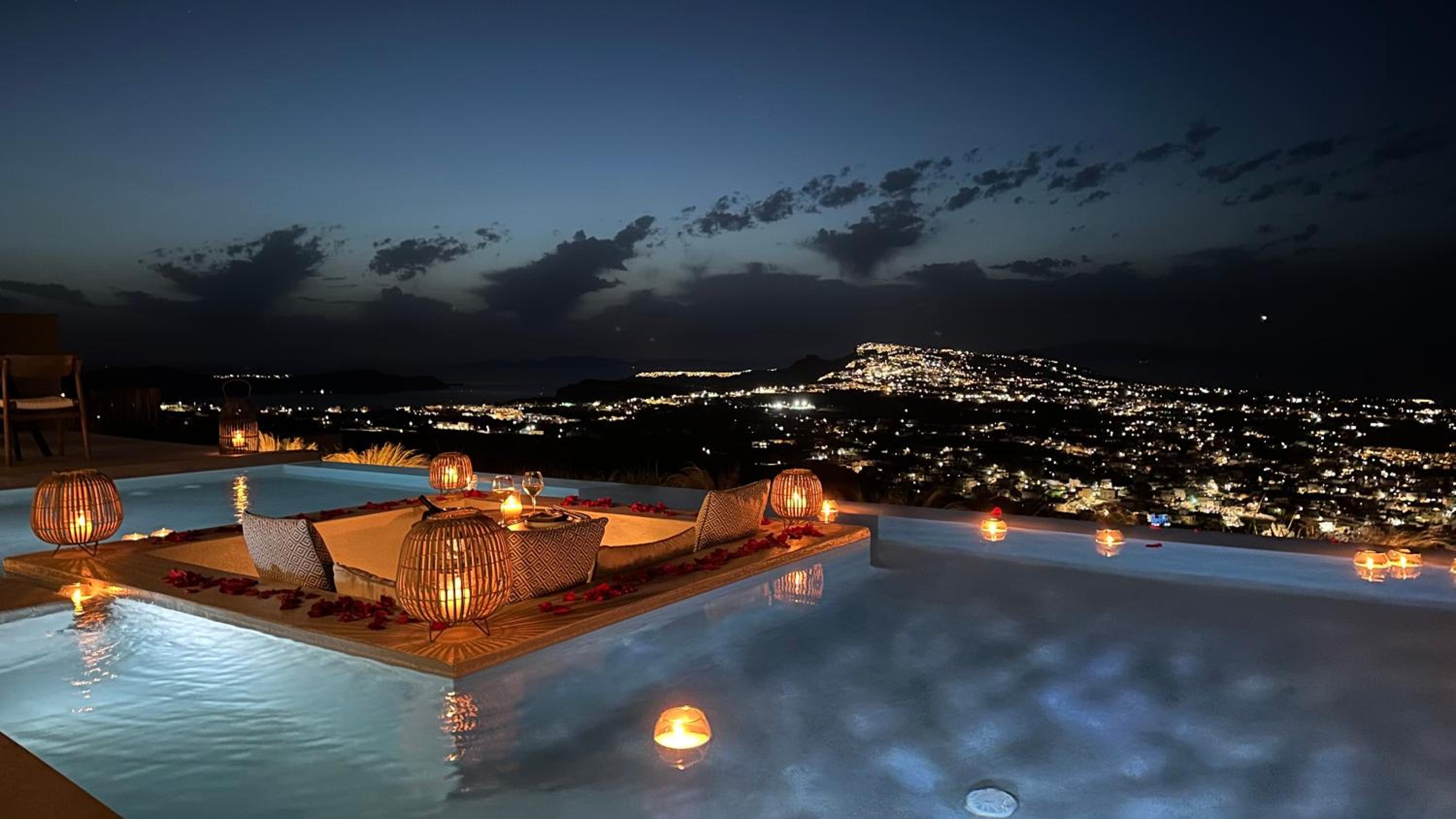 North Santorini - A Luxury Spa Hotel