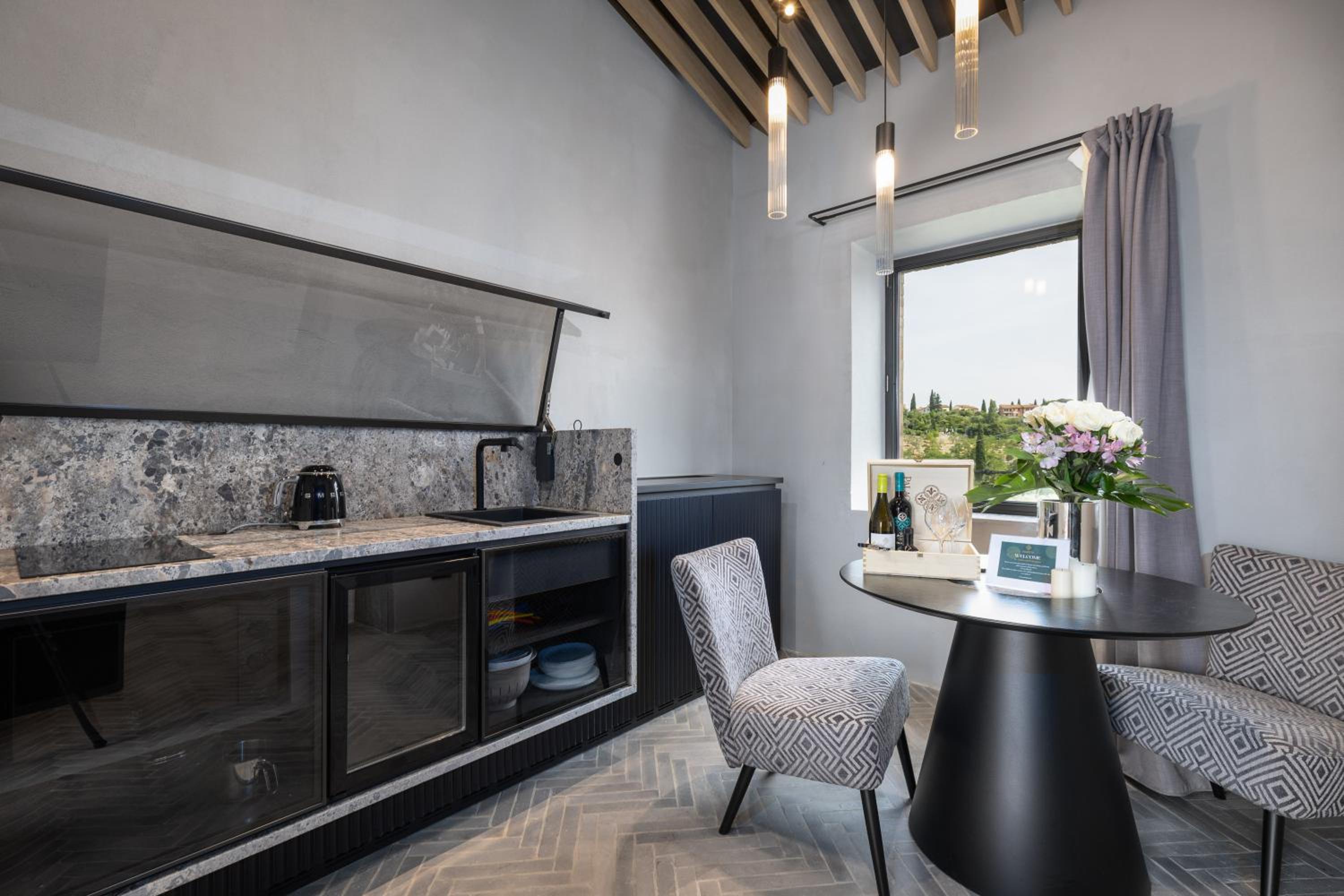 Suite Fattore view 2