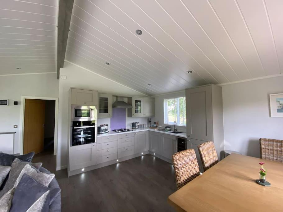 Gorstage Meadows Luxury 2 Bedroom Lodge in Rural Cheshire
