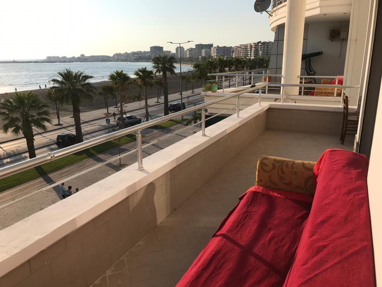 DREAM APARTMENT