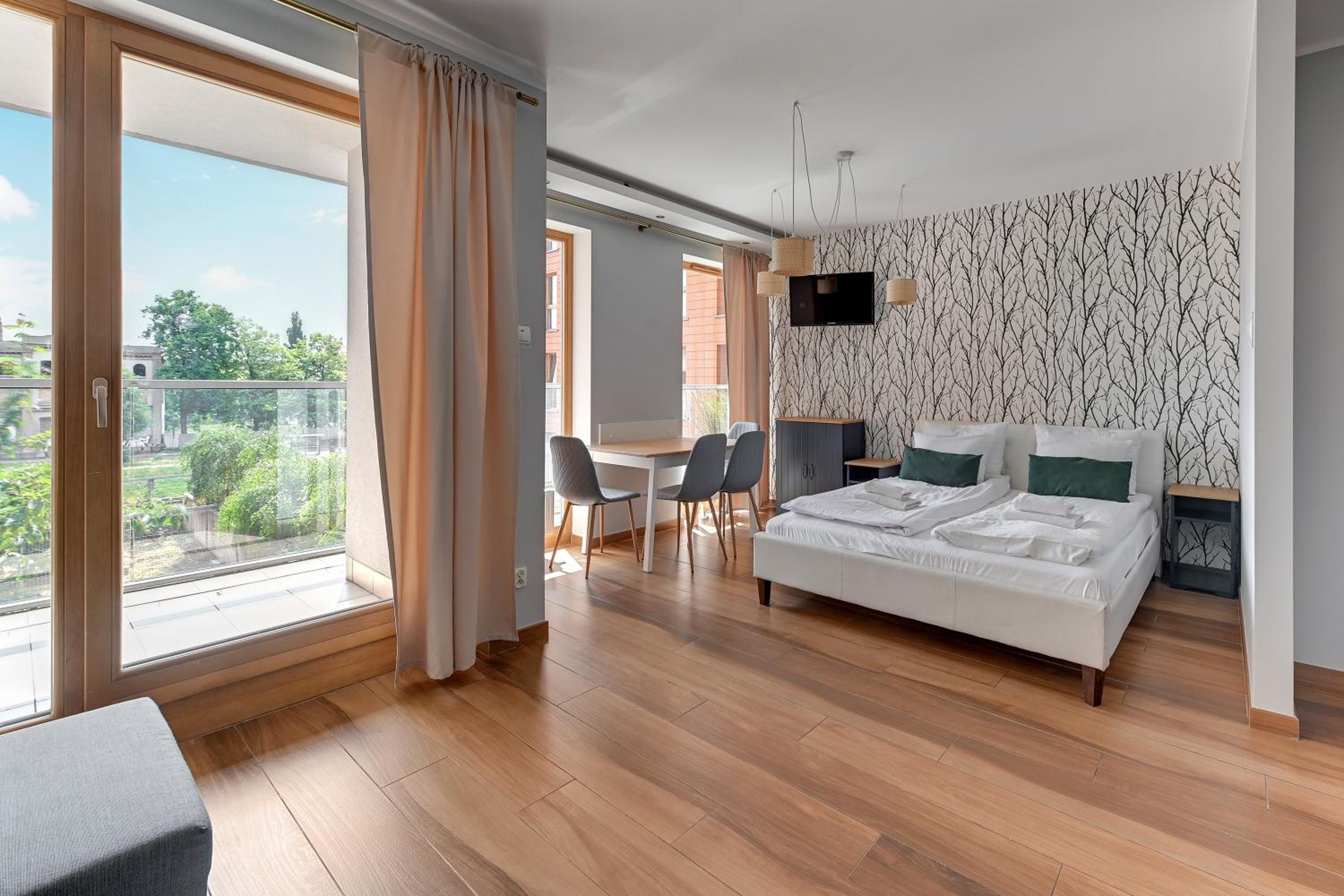 Aura Apartments Old Town view 3