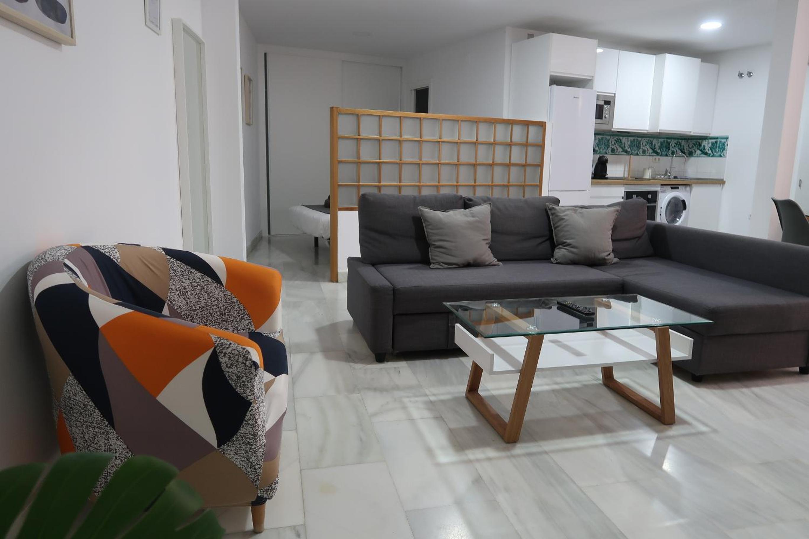 J & E Málaga Center Apartamentos
