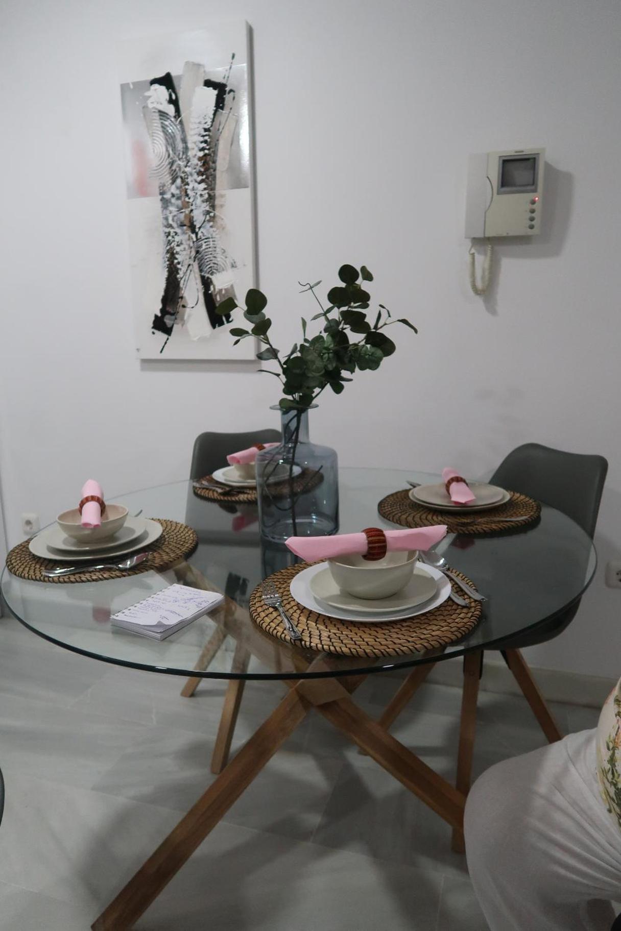 J & E Málaga Center Apartamentos