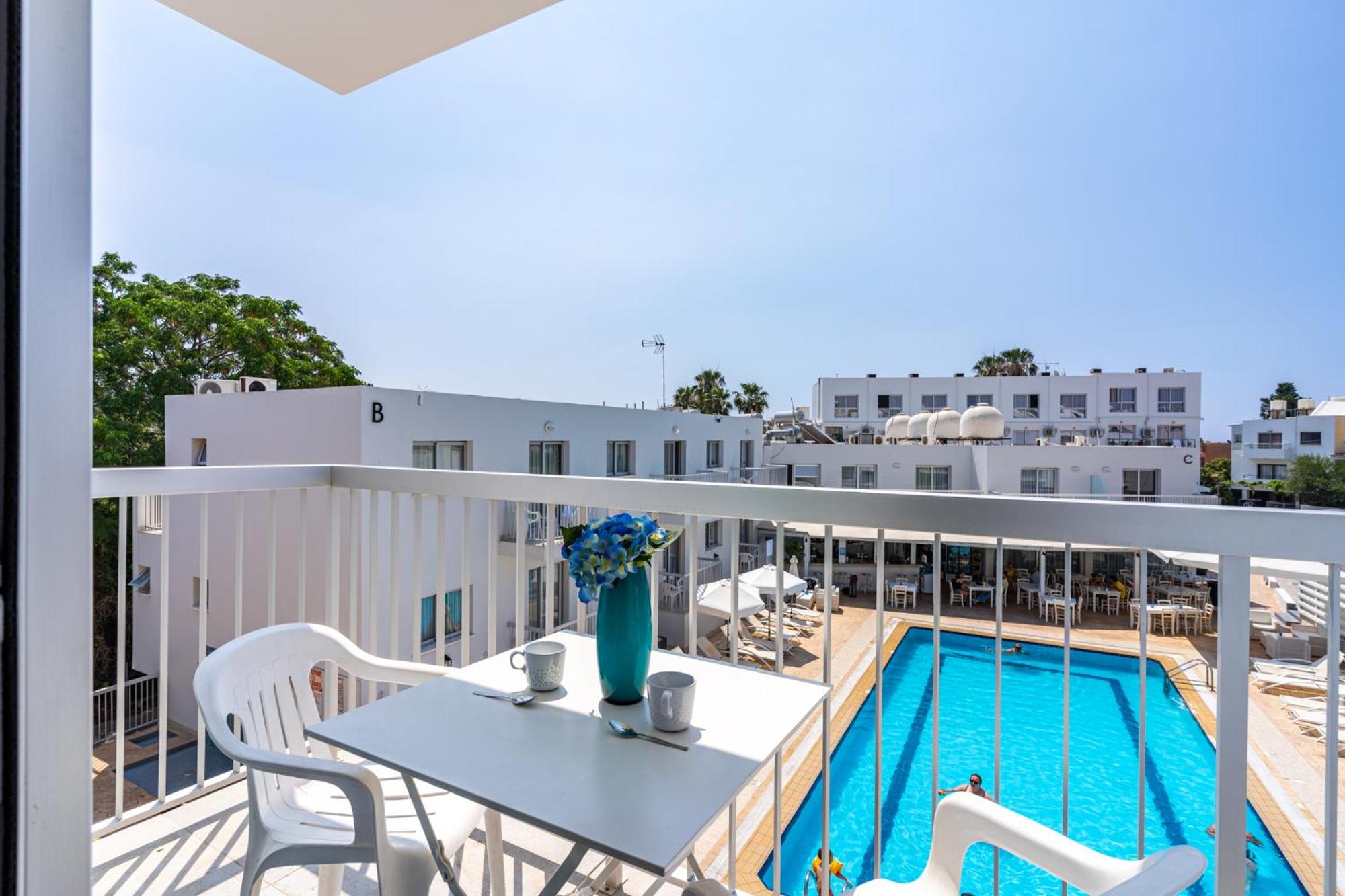 Mandarin 1-Bedroom Apartment W/Pool in Ayia Napa