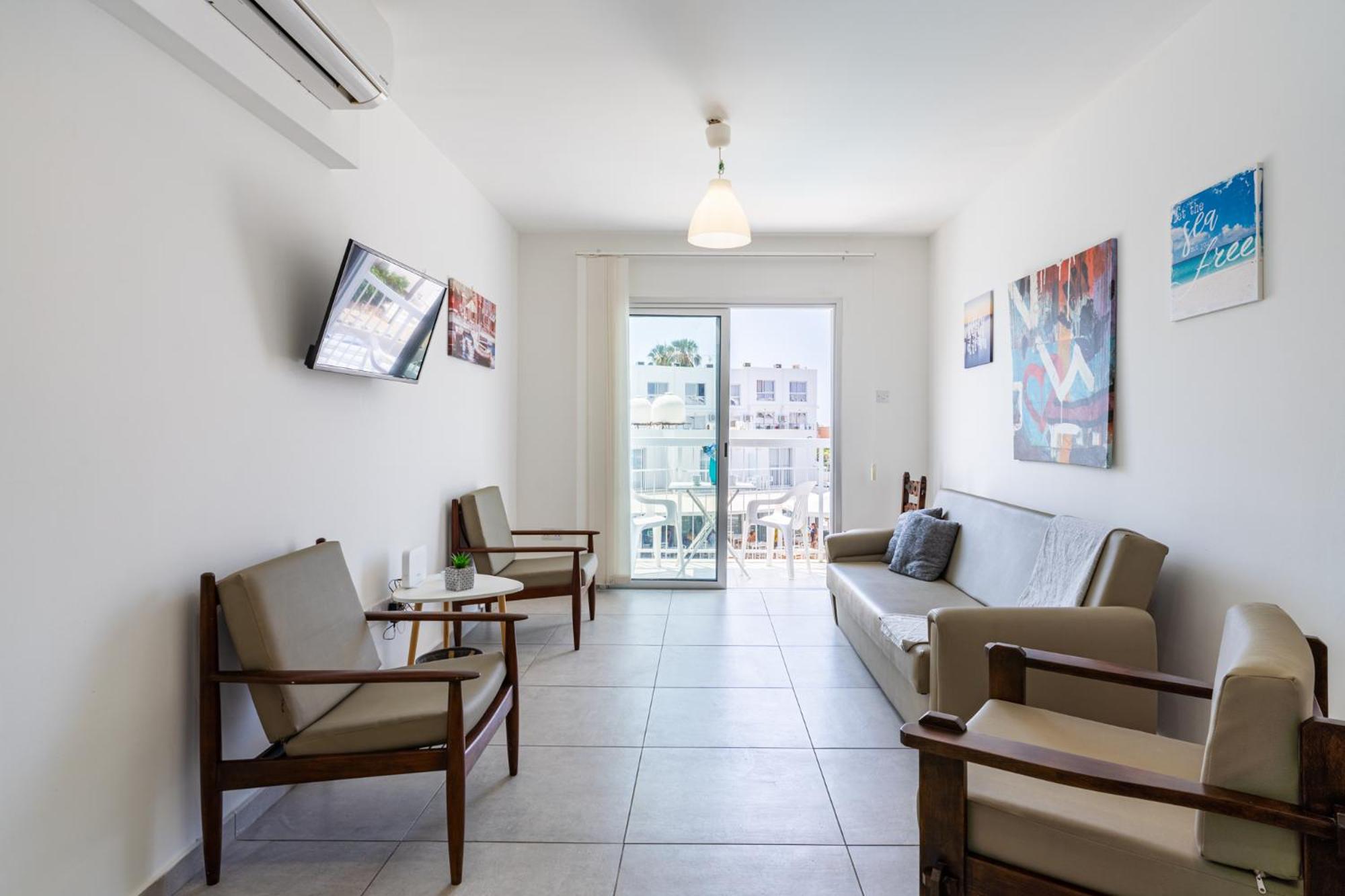 Mandarin 1-Bedroom Apartment W/Pool in Ayia Napa
