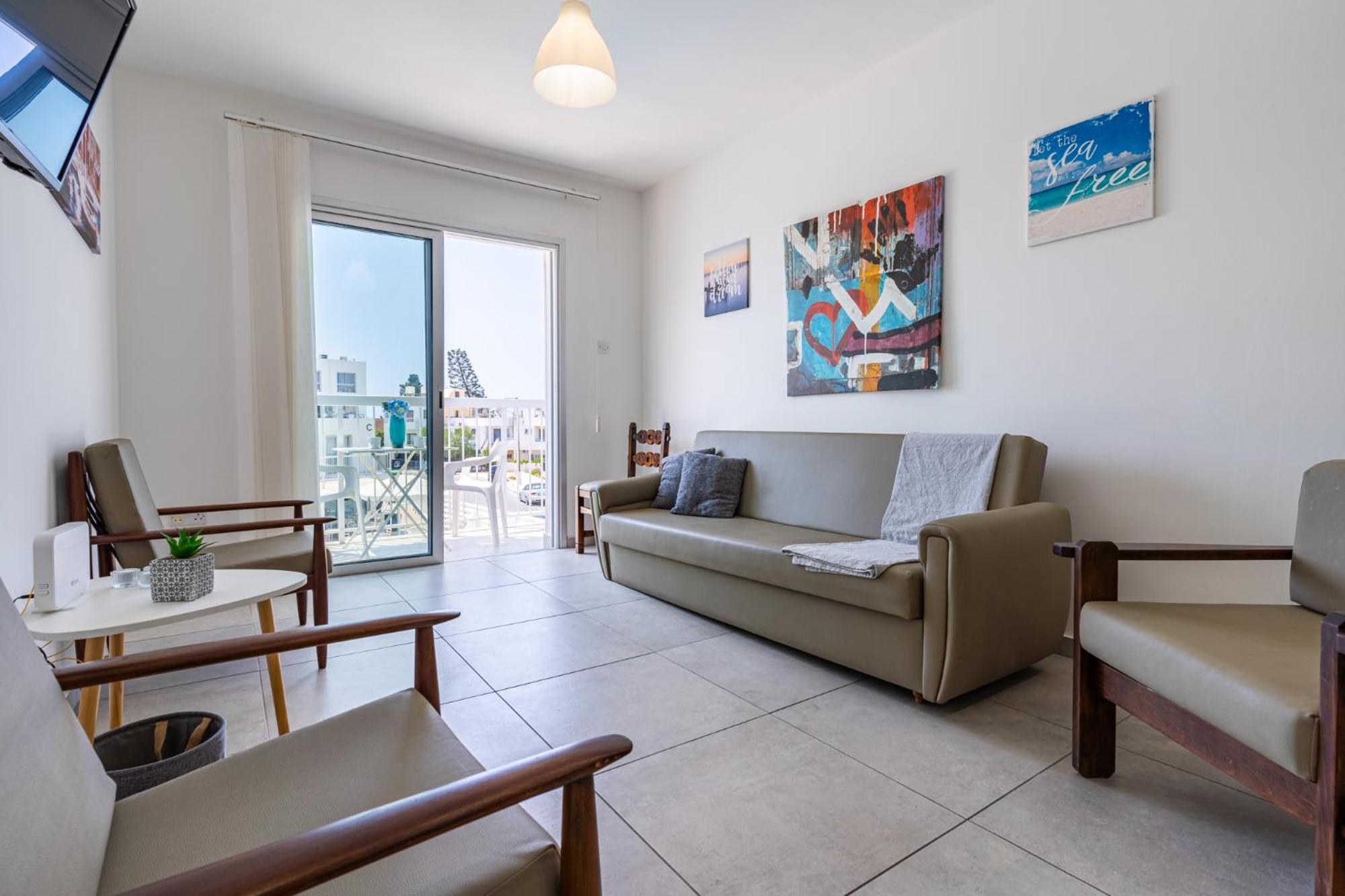 Mandarin 1-Bedroom Apartment W/Pool in Ayia Napa