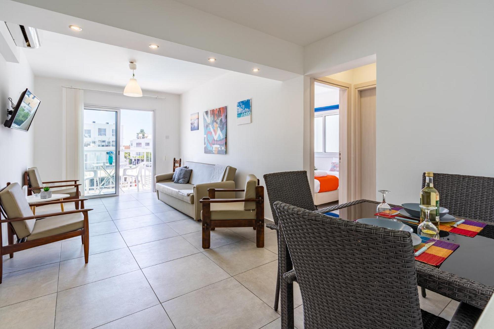 Mandarin 1-Bedroom Apartment W/Pool in Ayia Napa
