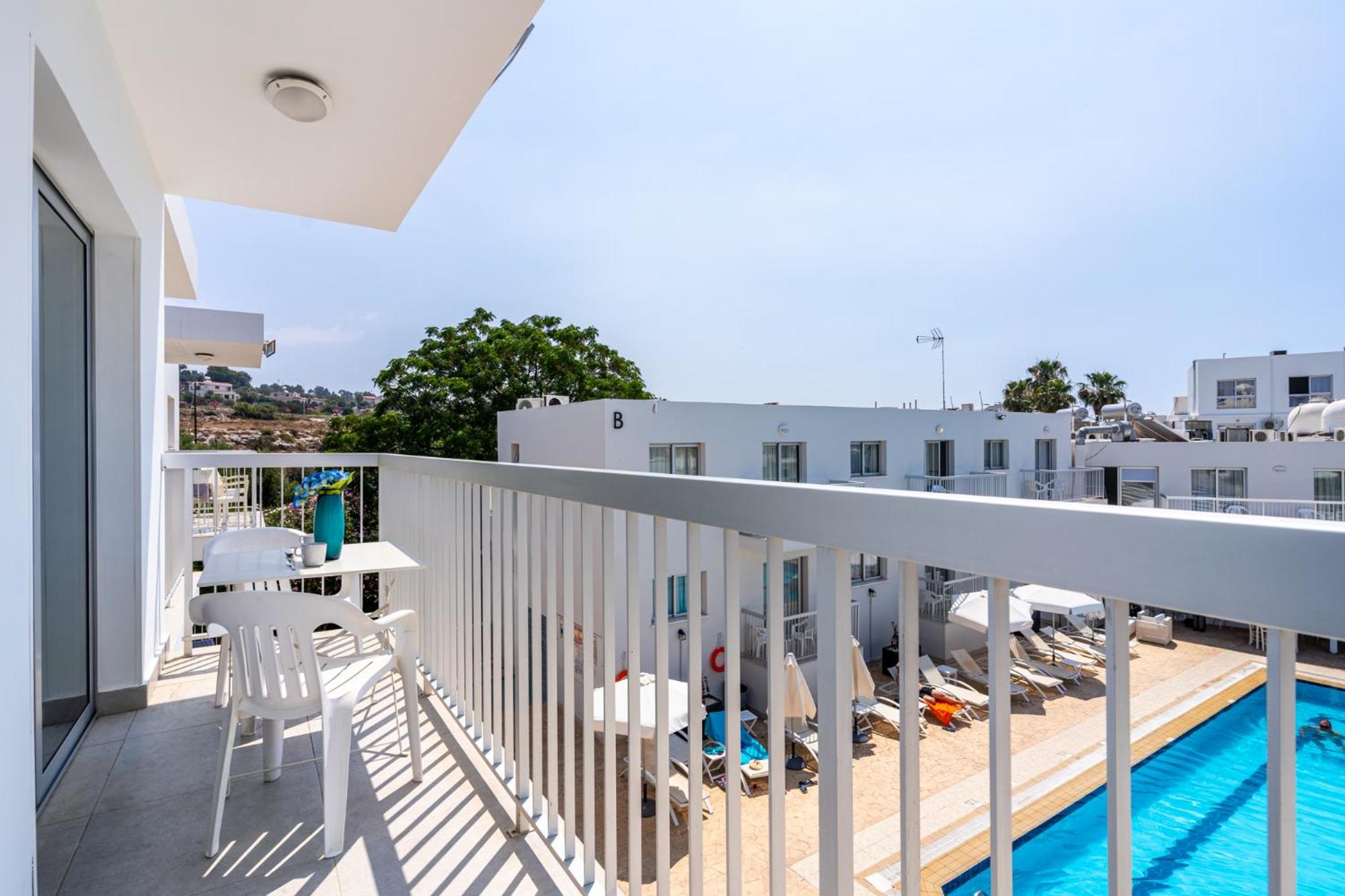Mandarin 1-Bedroom Apartment W/Pool in Ayia Napa