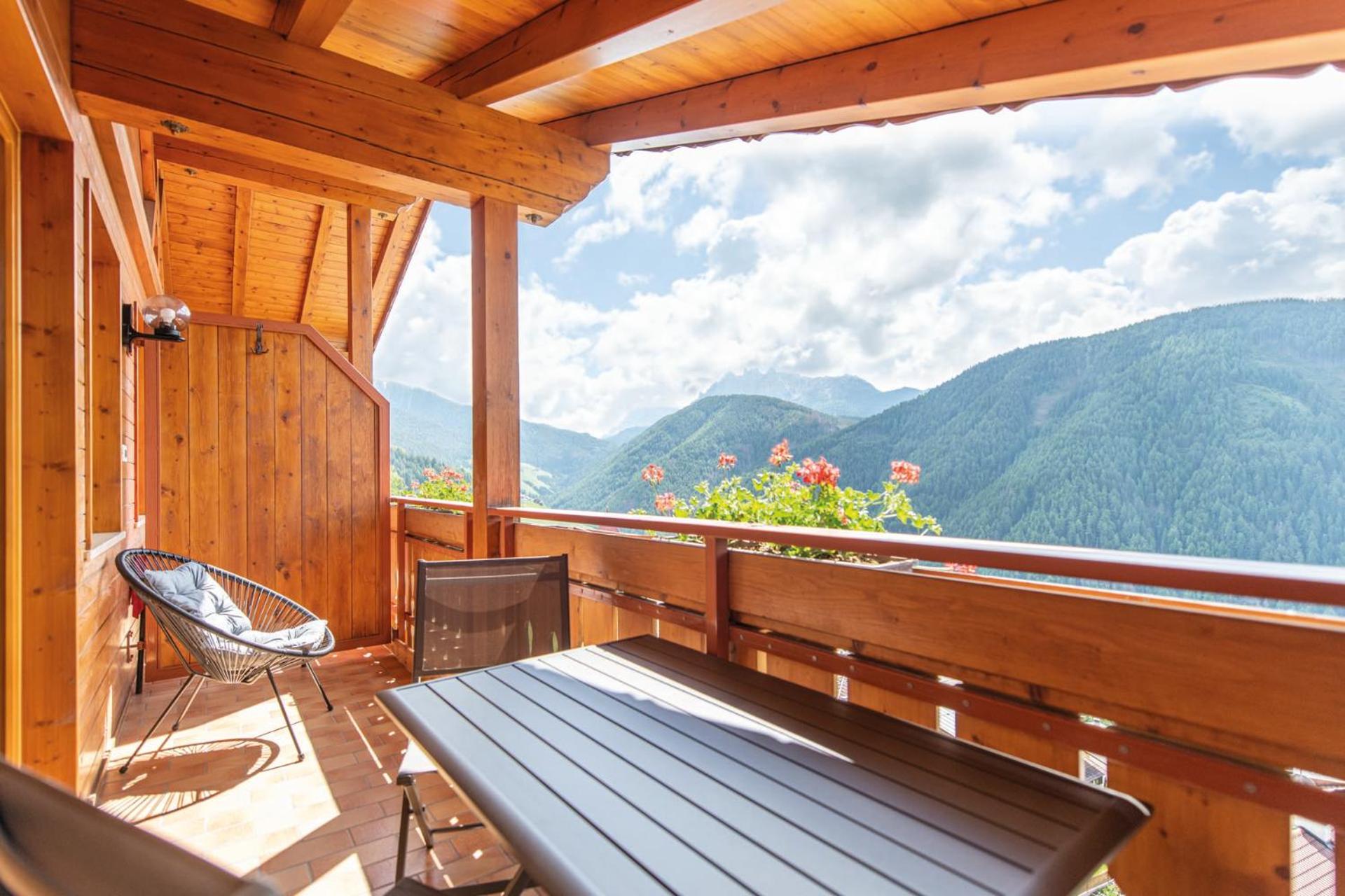 MOUNTAIN RESIDENCE ALPENHOF - company Hotel Alpenhof KG sas der Gasser Renate