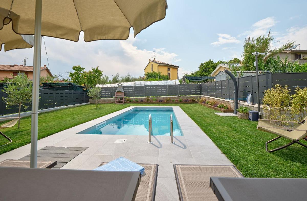 Leti Apartments Garda view 3