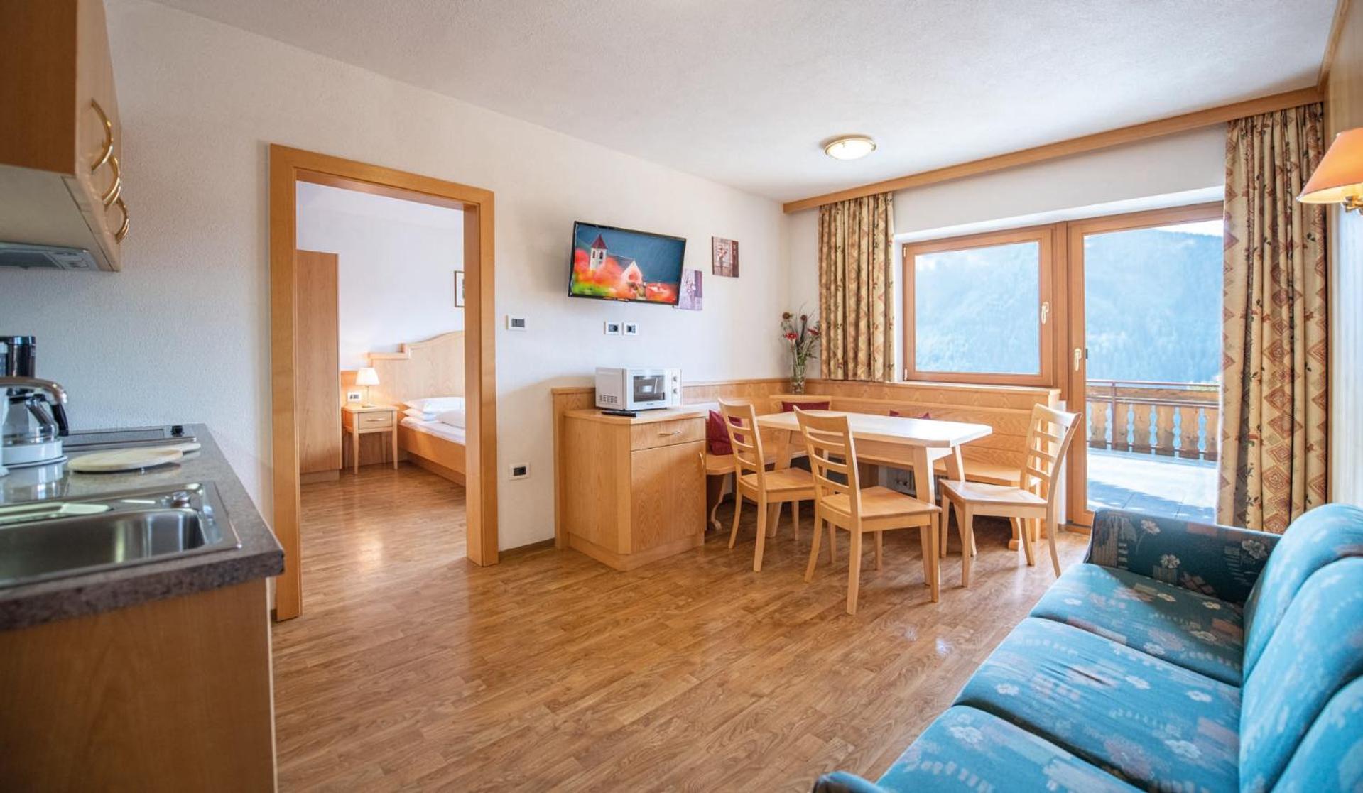 MOUNTAIN RESIDENCE ALPENHOF - company Hotel Alpenhof KG sas der Gasser Renate