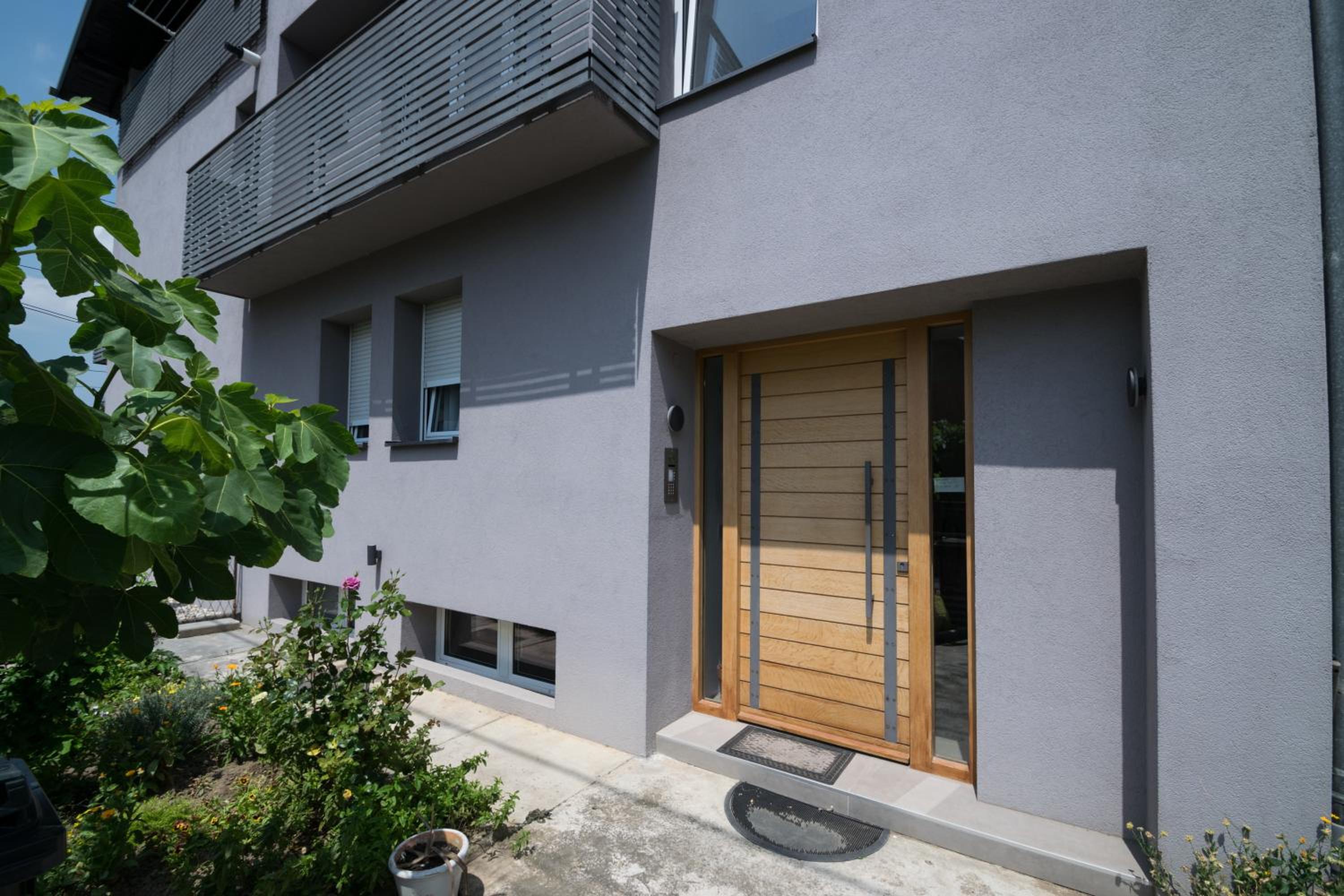 POMODORO ROOMS