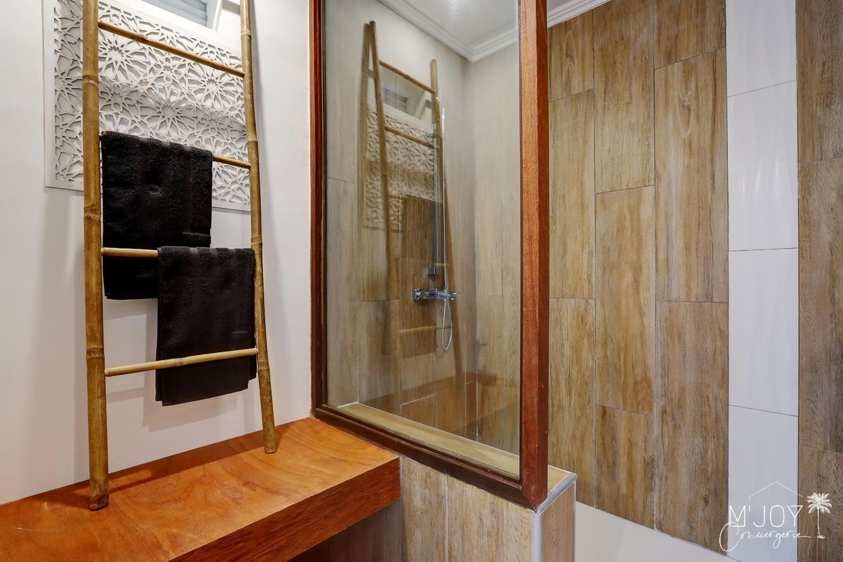 Photo 35