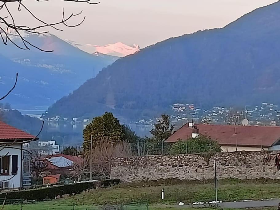 Casa sul Lago di Lugano - Besano / Porto Ceresio
