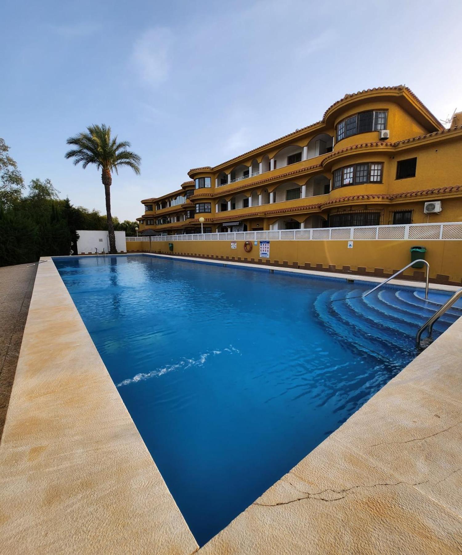 VILLA ARTEP Lujoso apartamento con piscina comunitaria