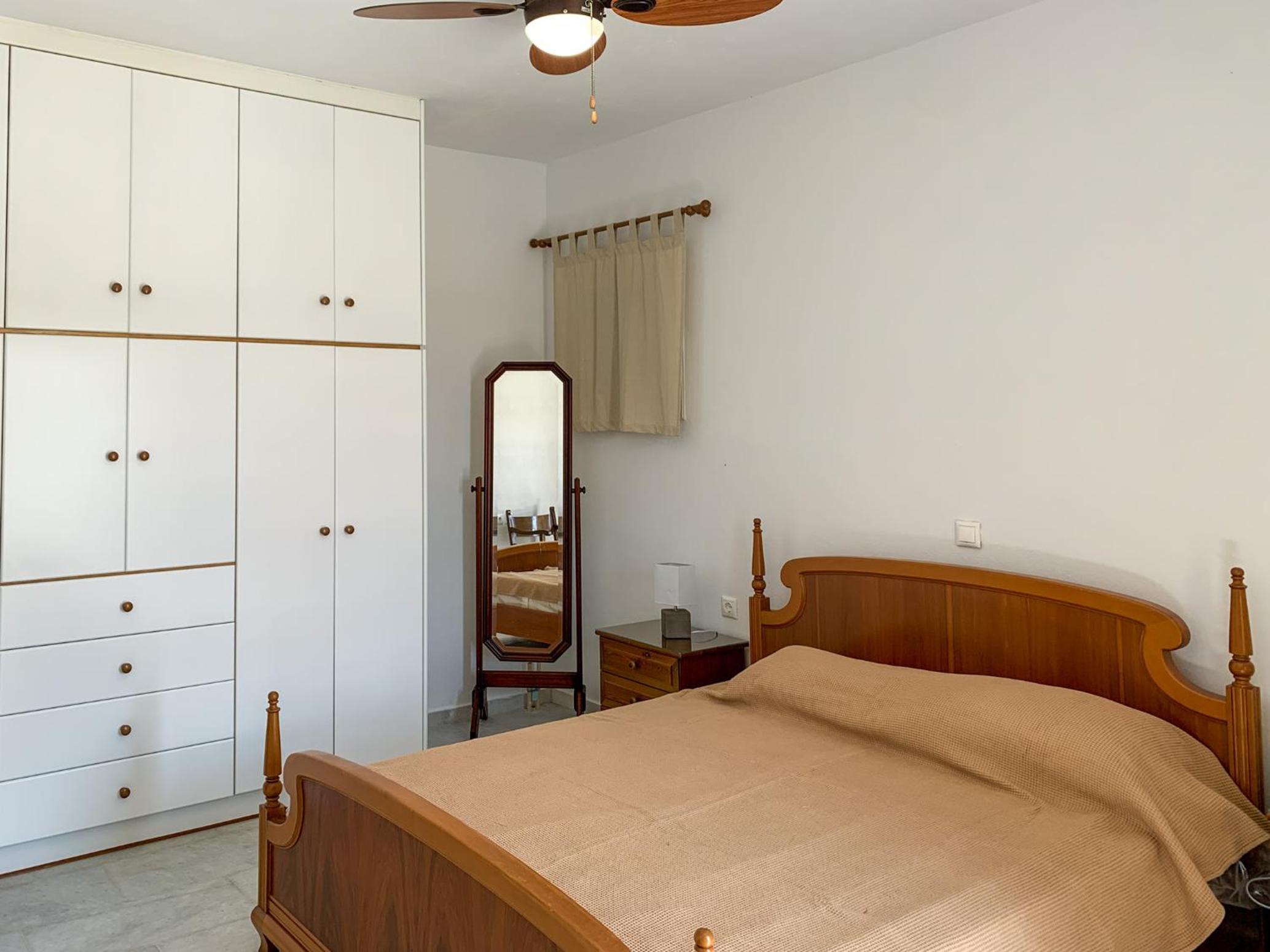 Naxos town ground floor apartment 10 min from port