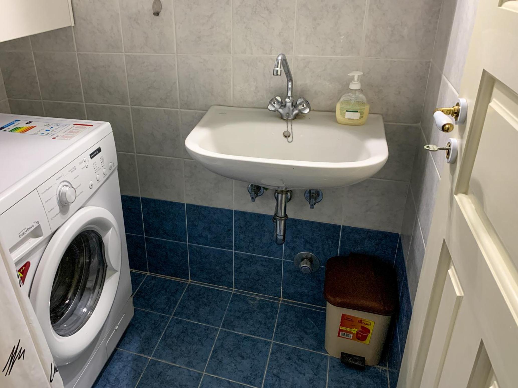 Naxos town ground floor apartment 10 min from port