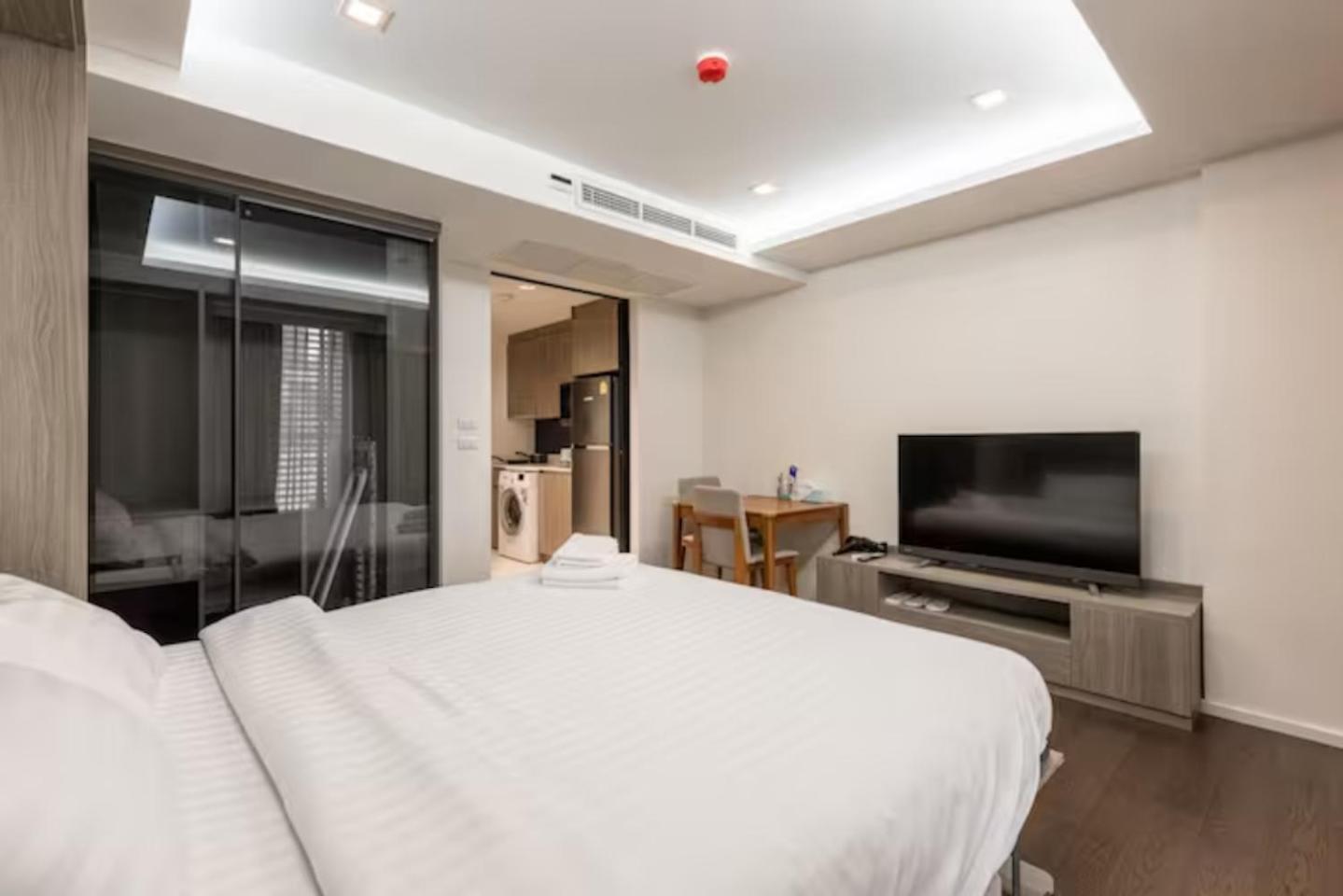Circle Rein Sukhumvit 12 #1BR#Pool&Gym#Near Terminal 21#Max2