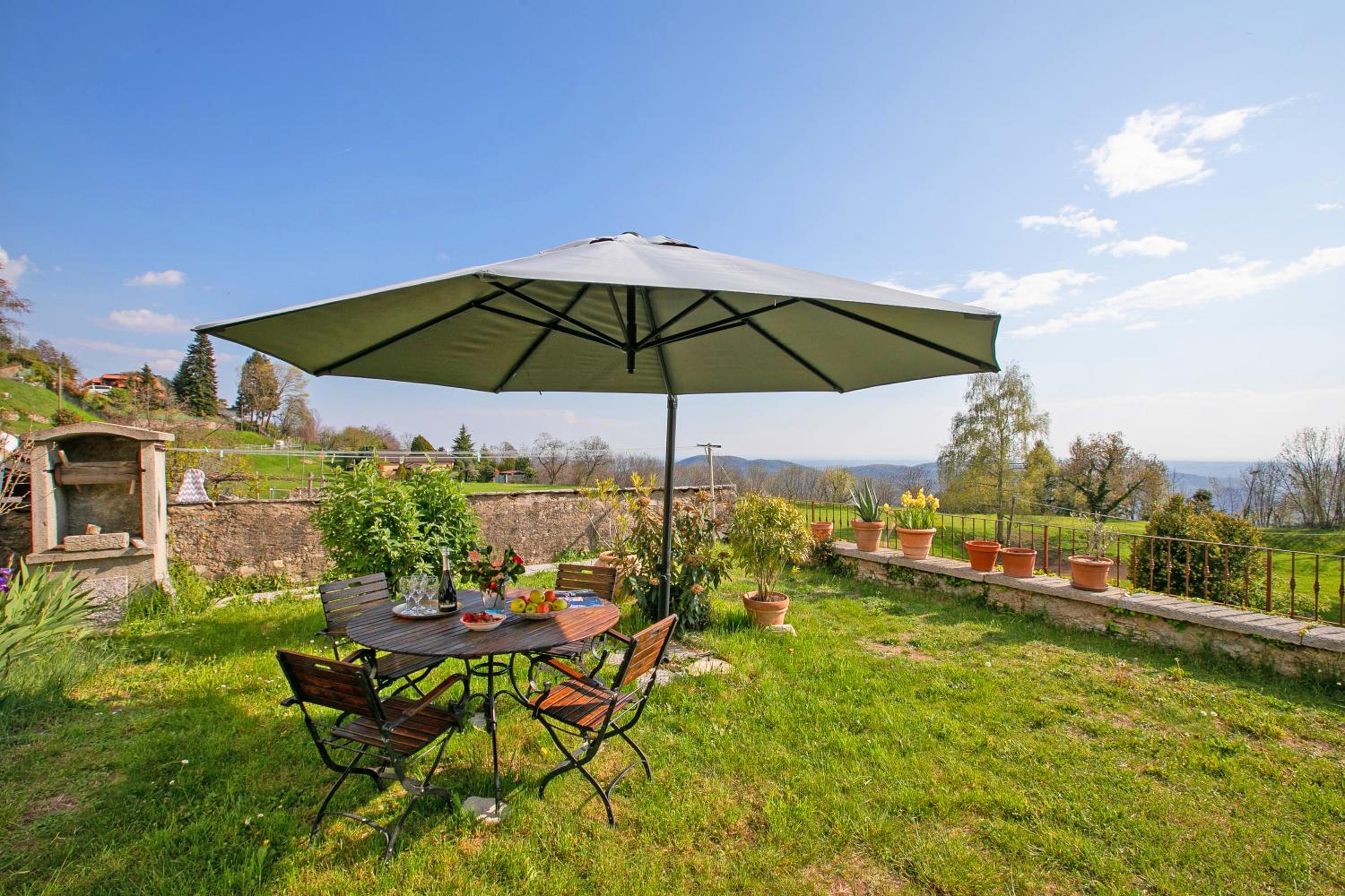 Casa Mirica Apartments - Happy Rentals