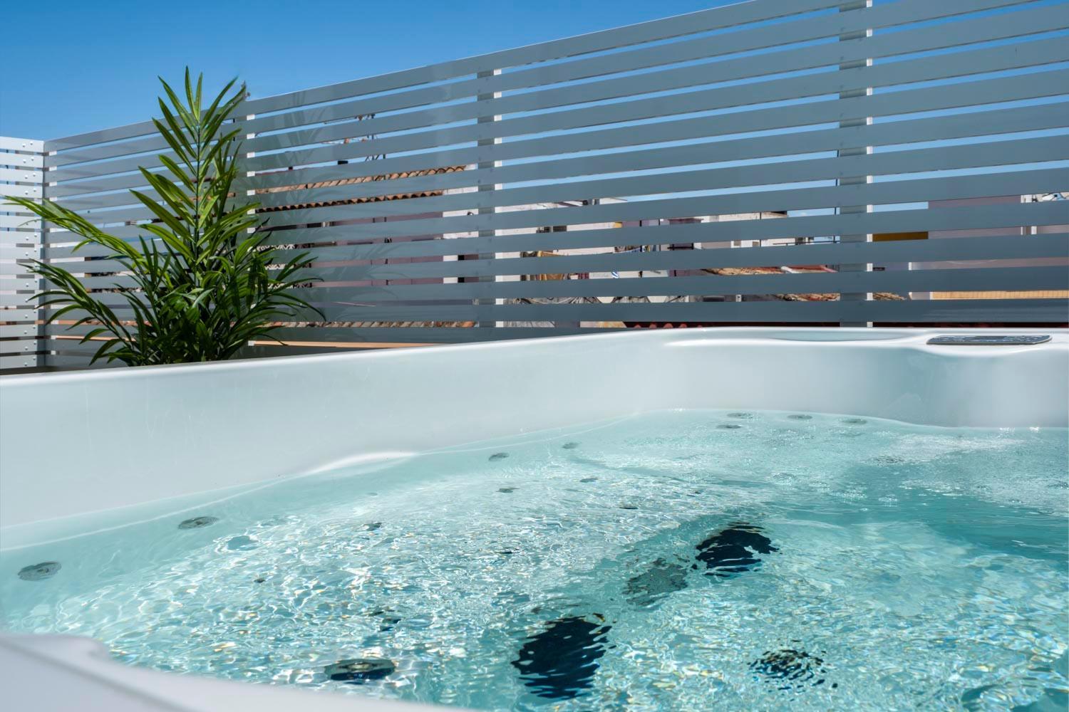Lola de Triana Apartments view 3