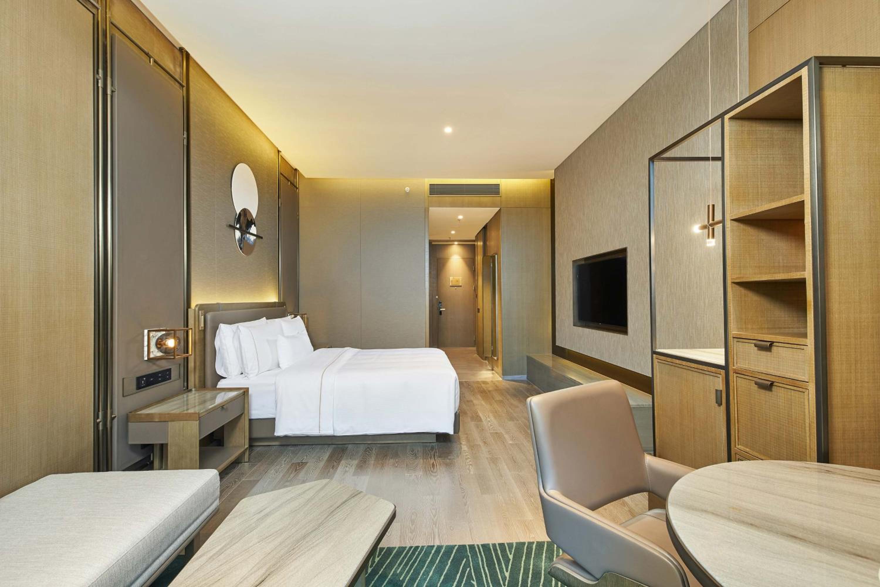 Zhongshan Vacations - The Westin Zhongshan Guzhen - Property Image 4
