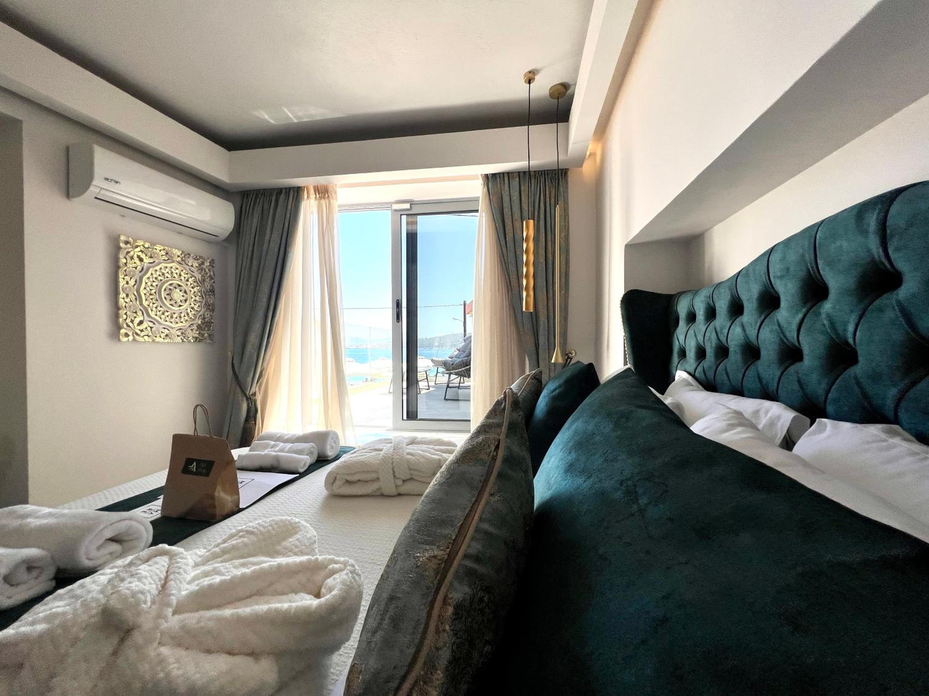 Mare Suites 3