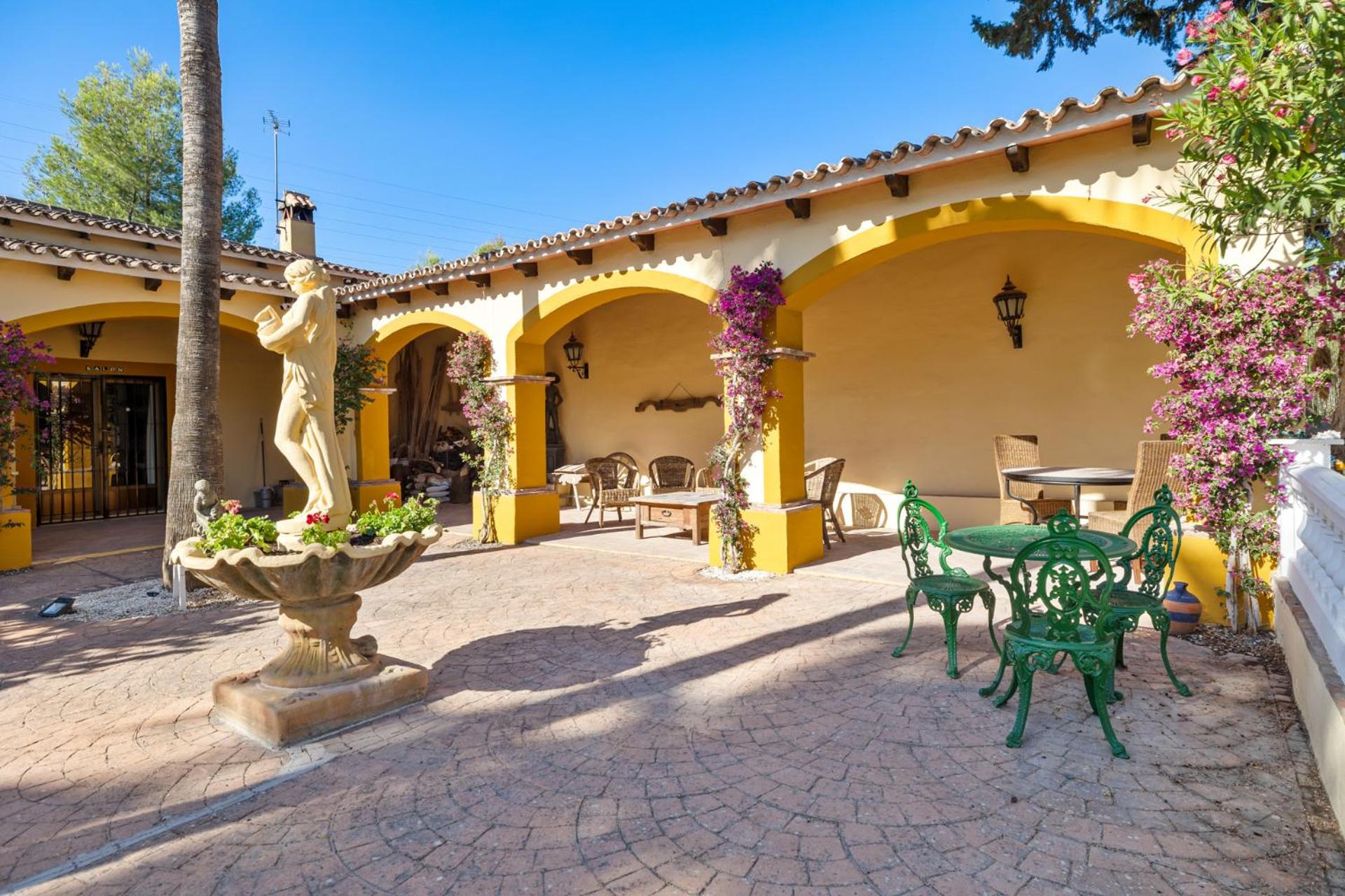 Hacienda De La Siesta