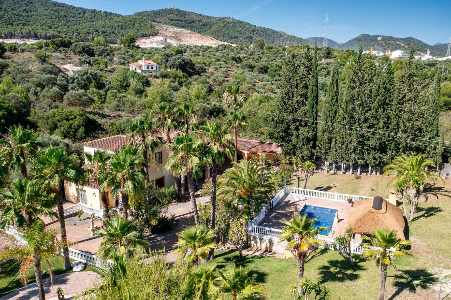 Hacienda De La Siesta