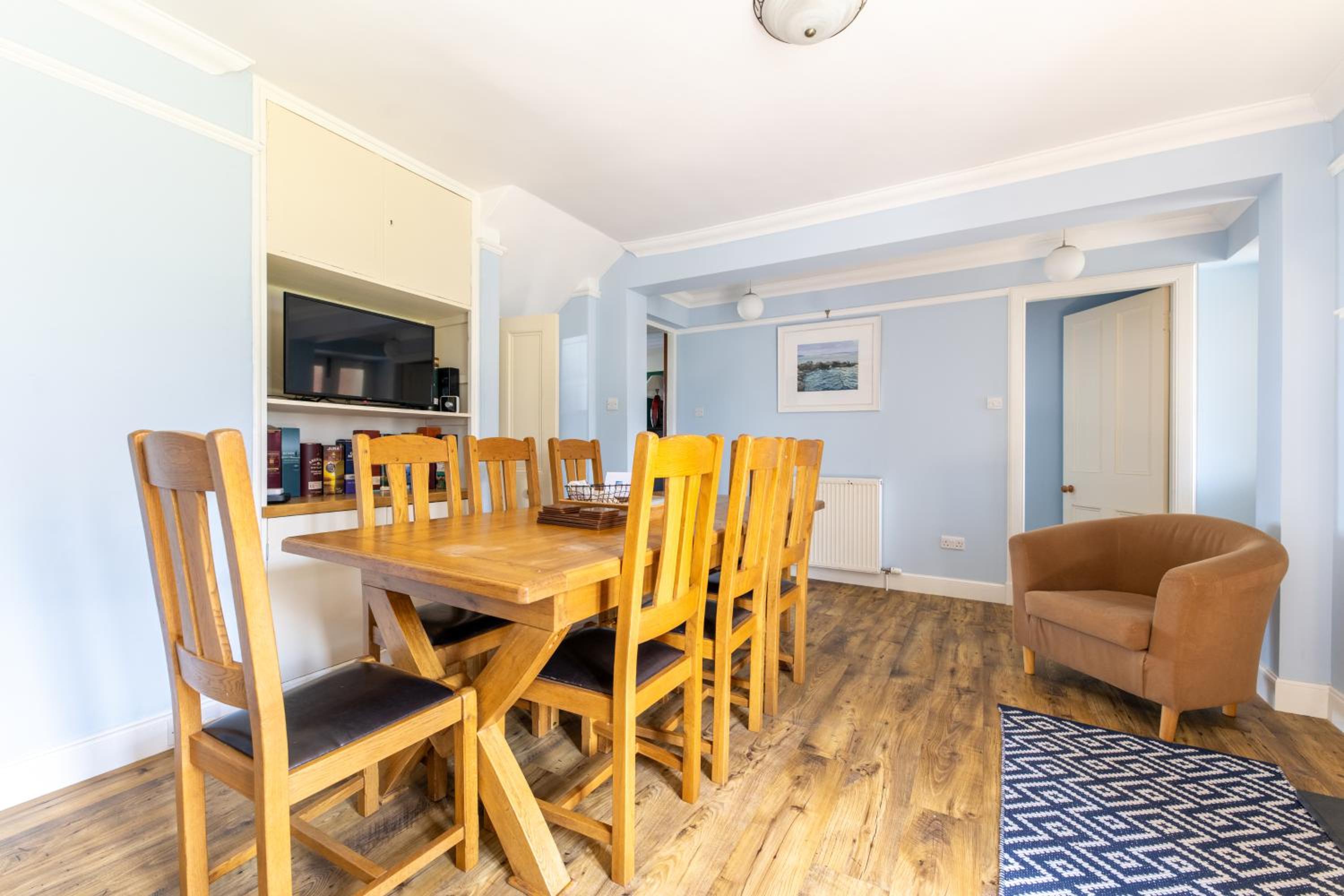 Seaview House - A Traditional Home by the Beach view 4