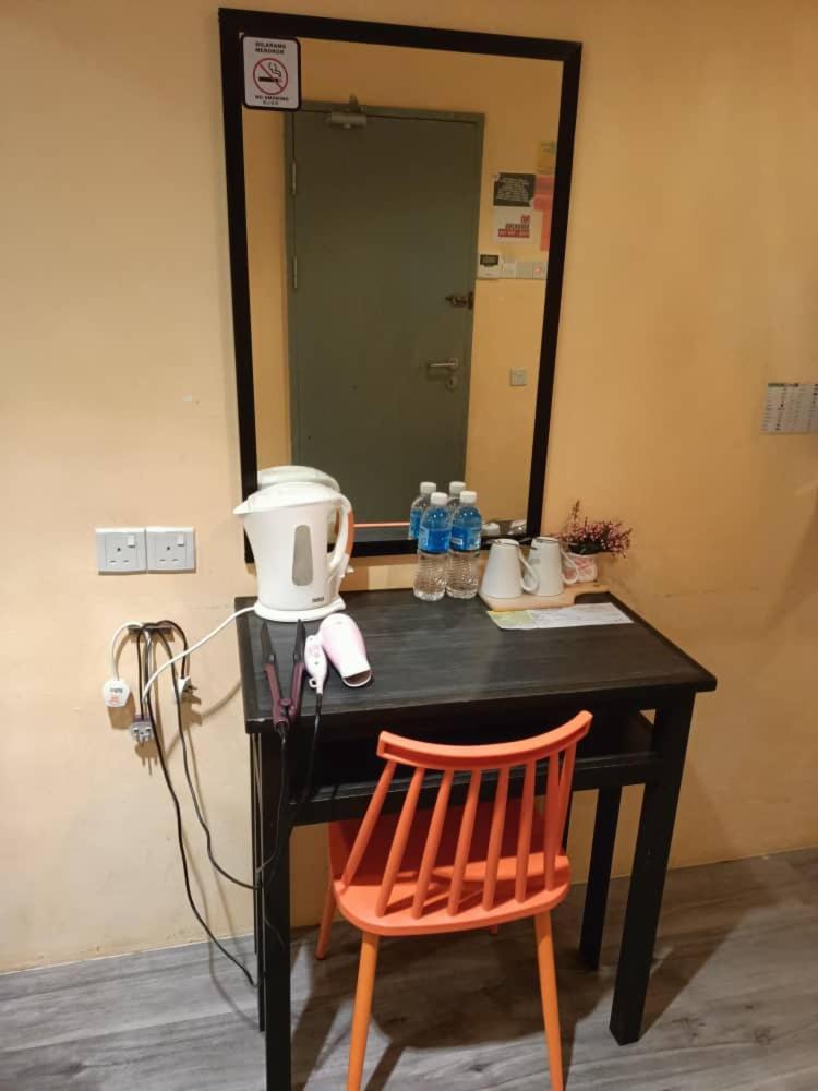 Loft Pals Urbanstay Lodge, Kapit, photo 56
