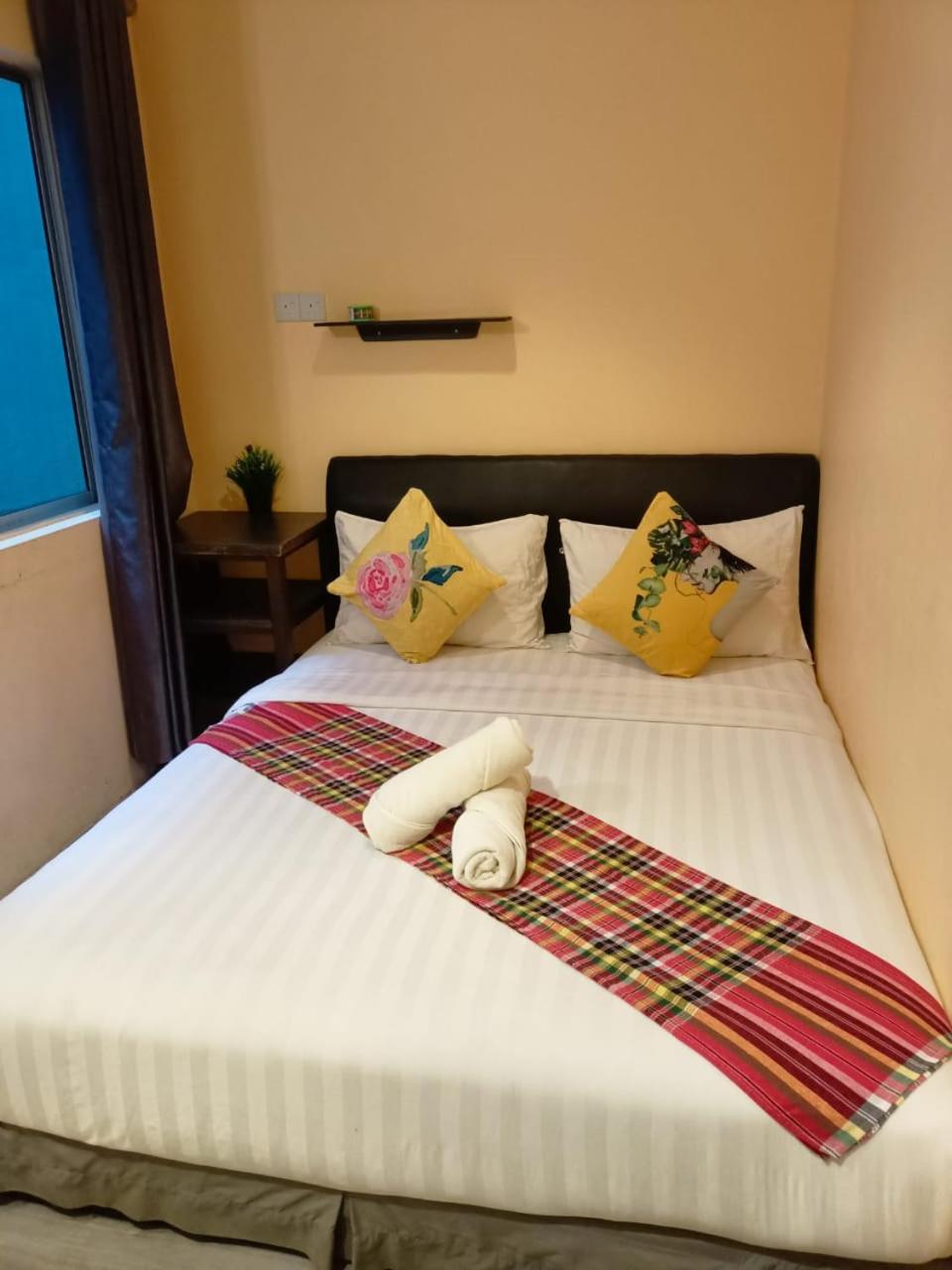 Loft Pals Urbanstay Lodge, Kapit, photo 116