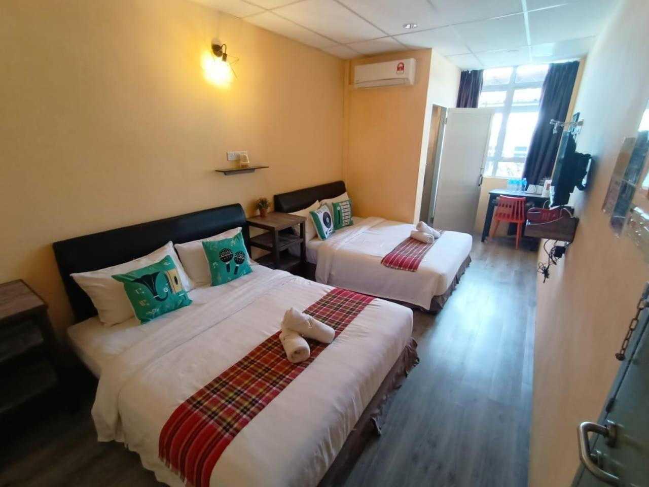 Loft Pals Urbanstay Lodge, Kapit, photo 202