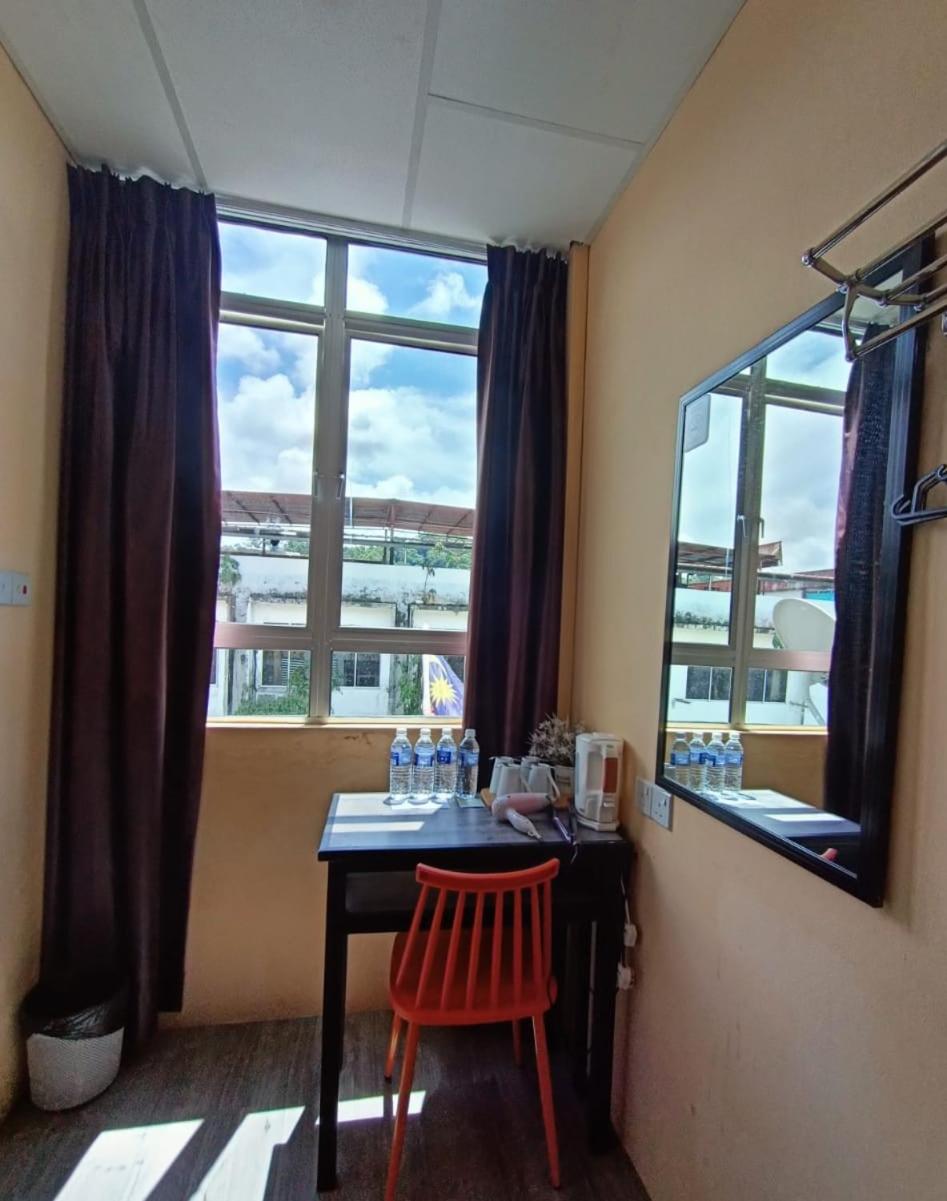 Loft Pals Urbanstay Lodge, Kapit, photo 196
