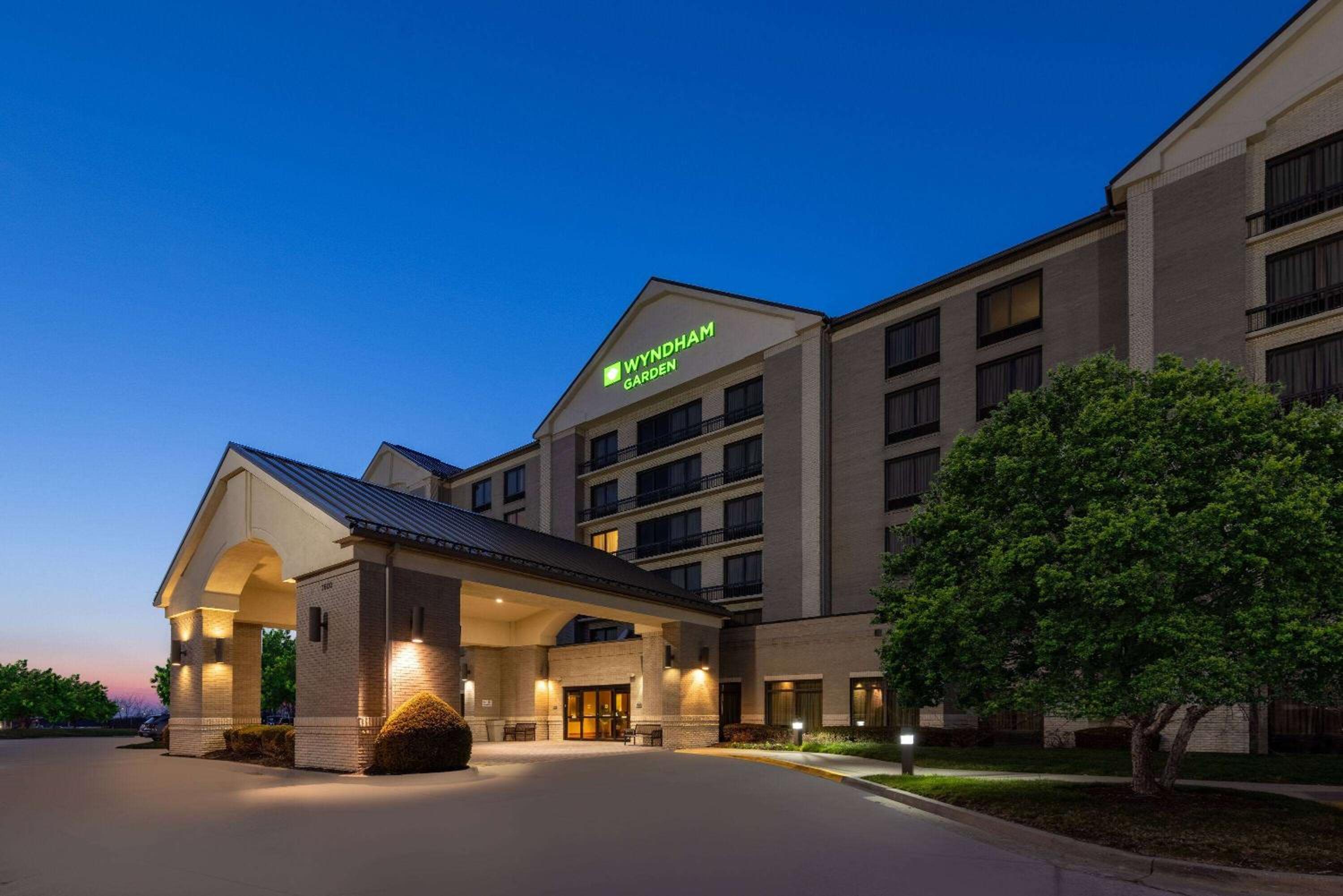 Kansas City Vacations - Wyndham Garden Kansas City Airport - Property Image 34