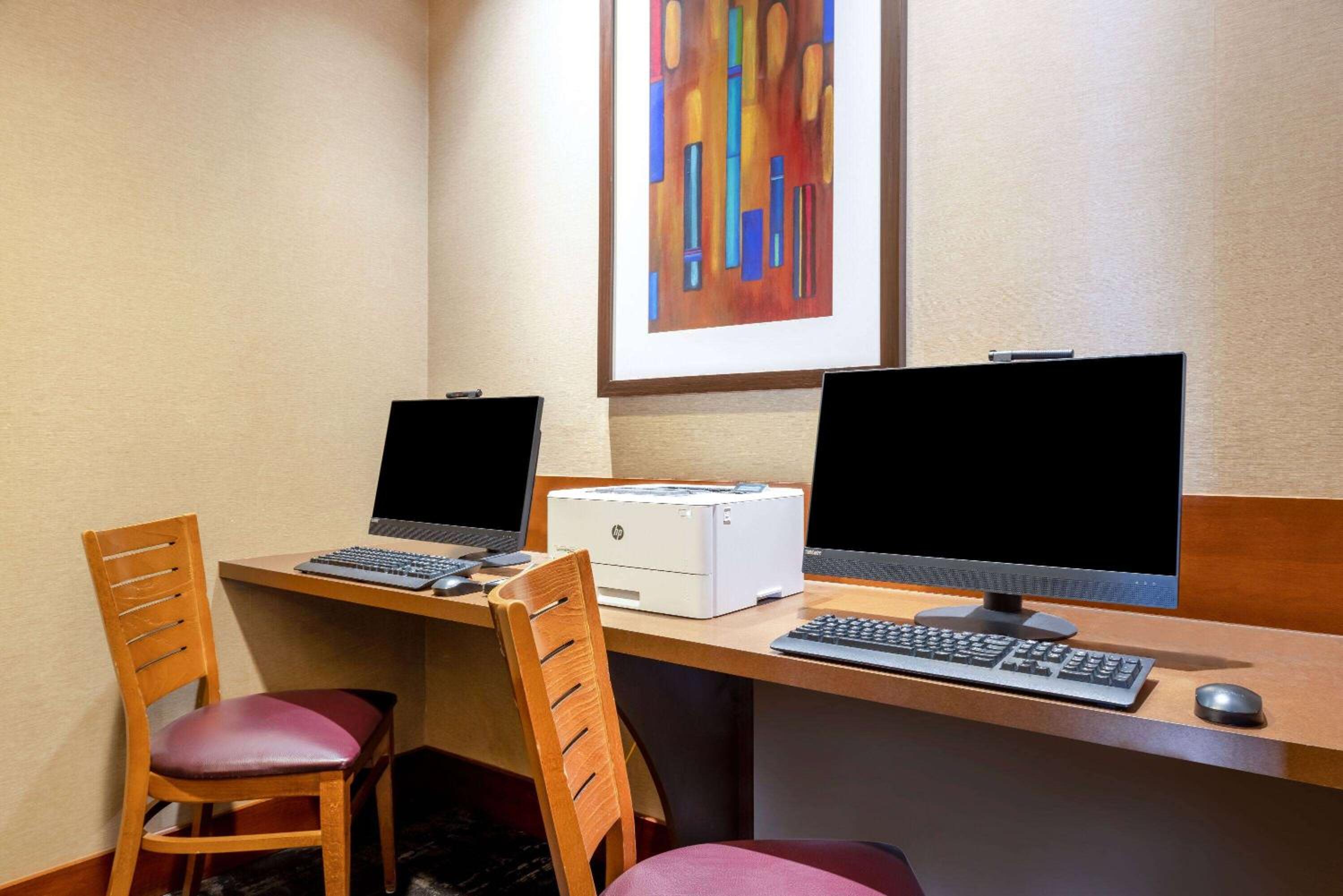 Kansas City Vacations - Wyndham Garden Kansas City Airport - Property Image 42